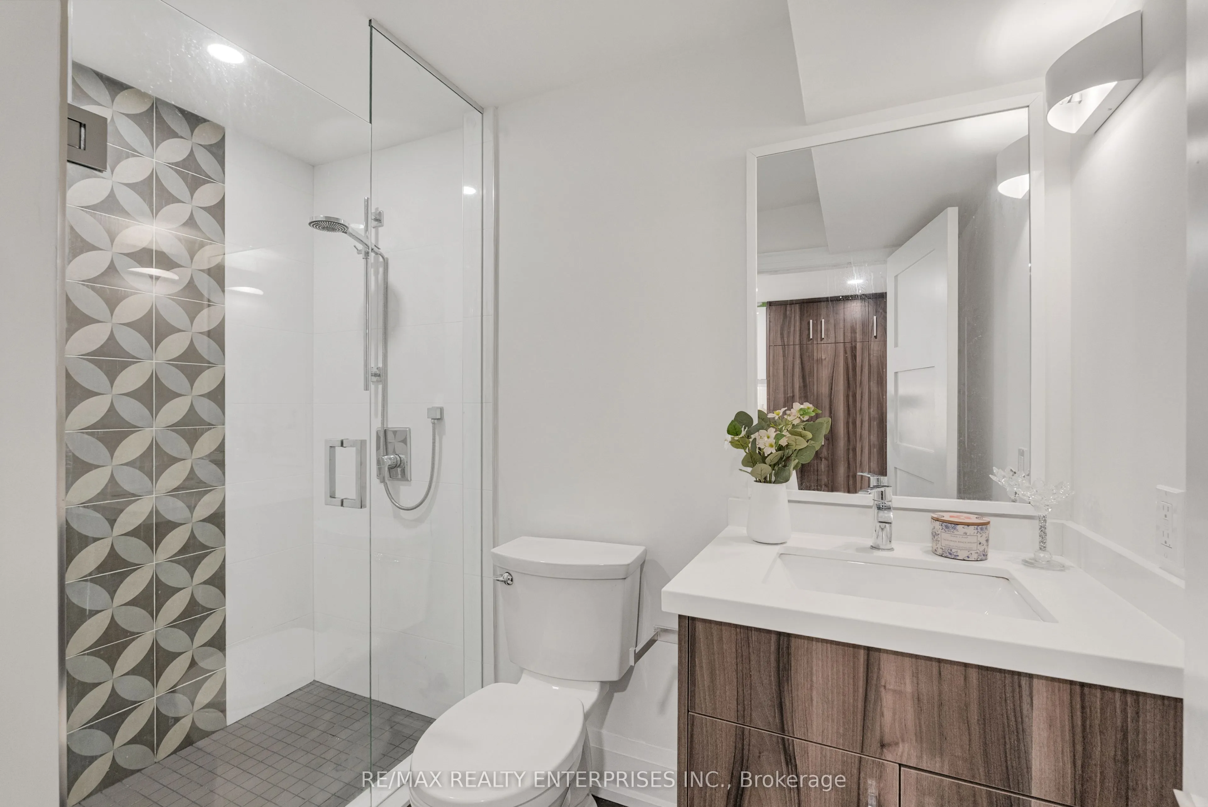 2223 Belfast Crescent