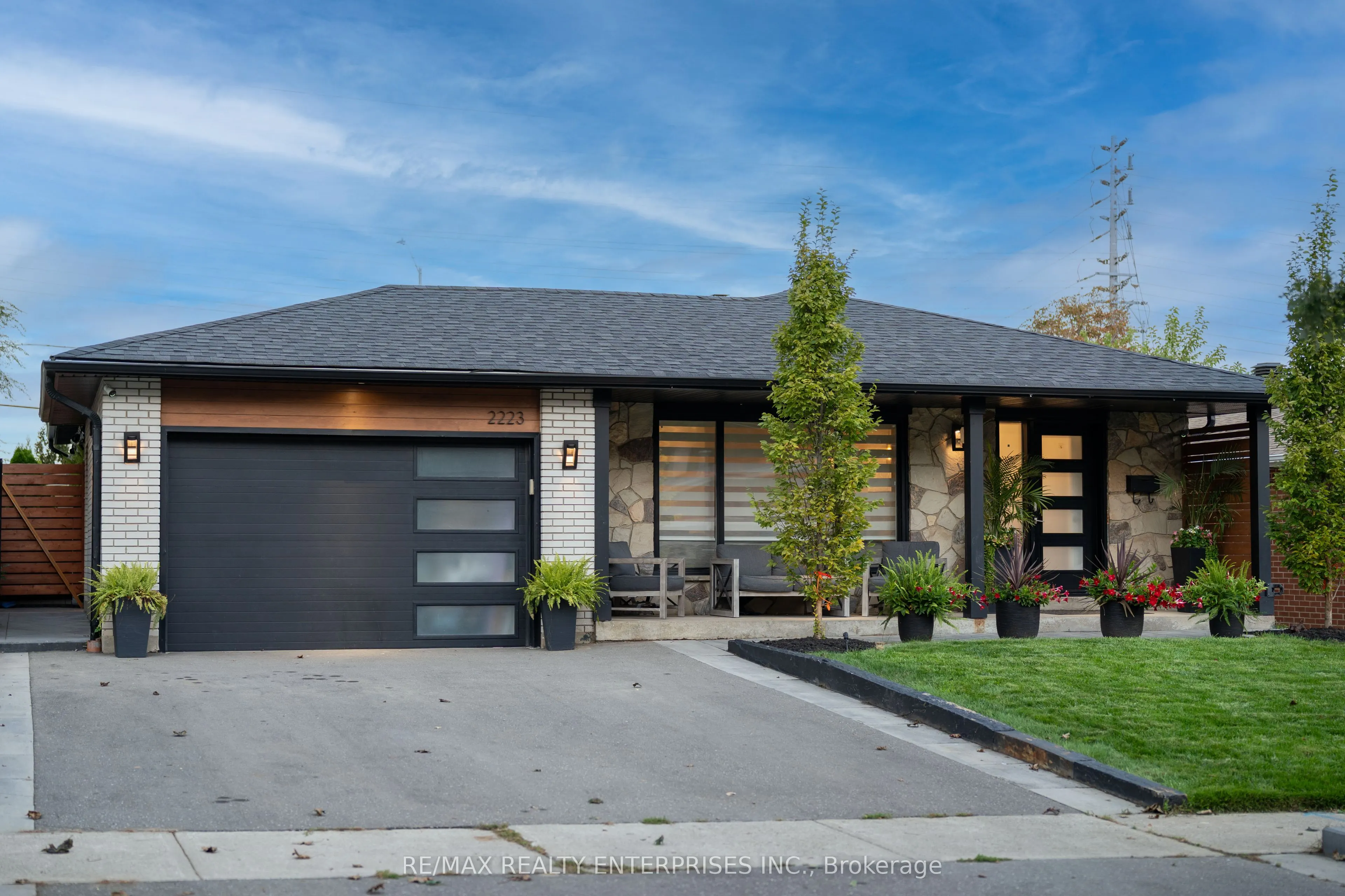 2223 Belfast Crescent