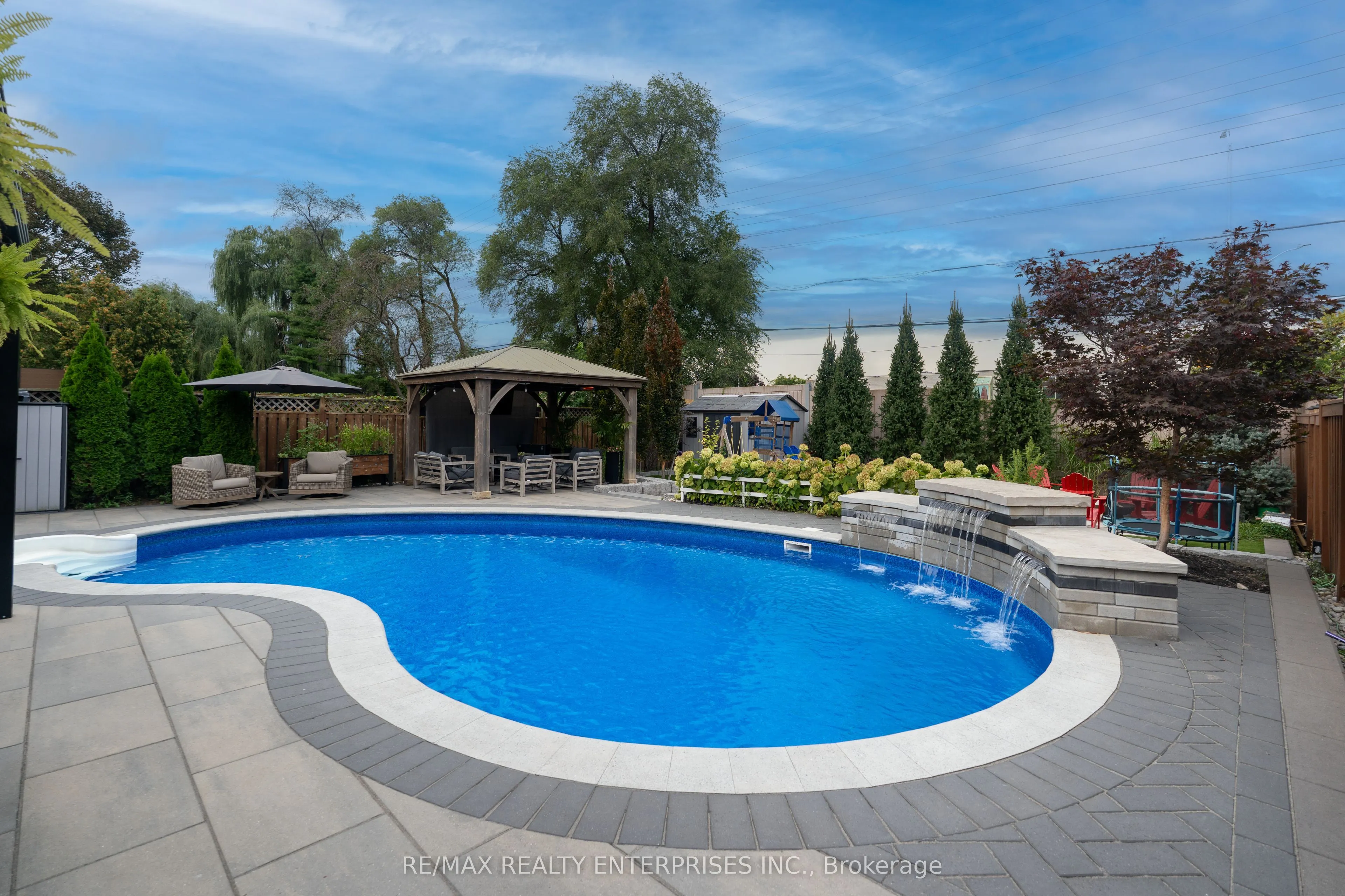 2223 Belfast Crescent