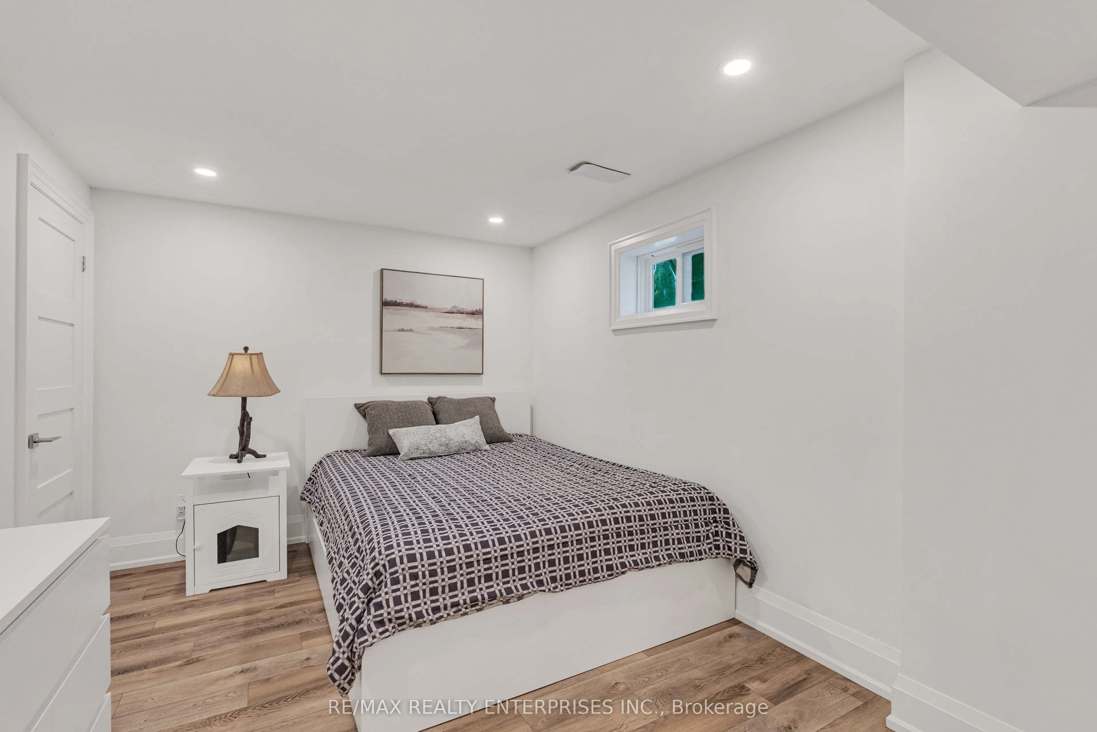 2223 Belfast Crescent