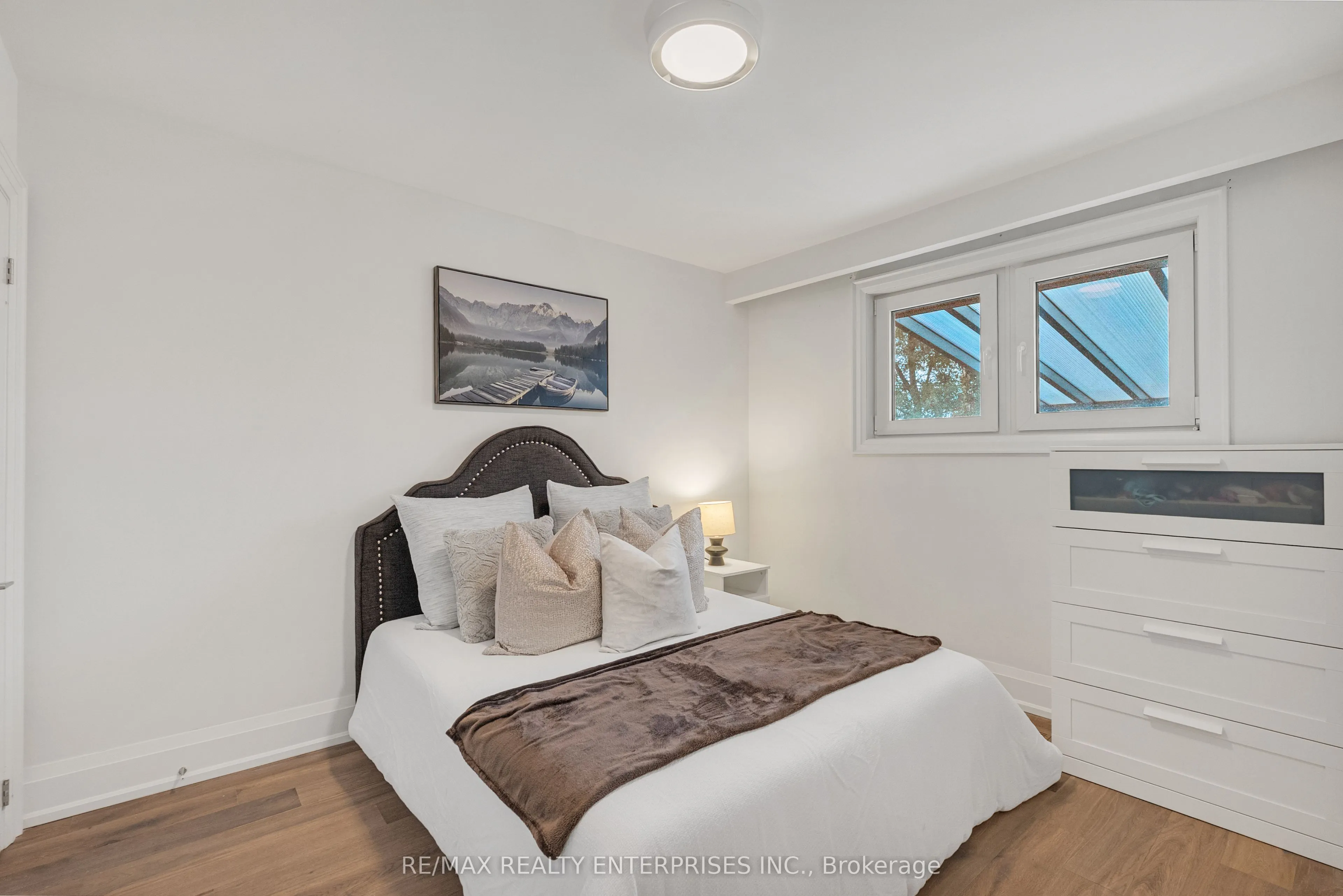 2223 Belfast Crescent