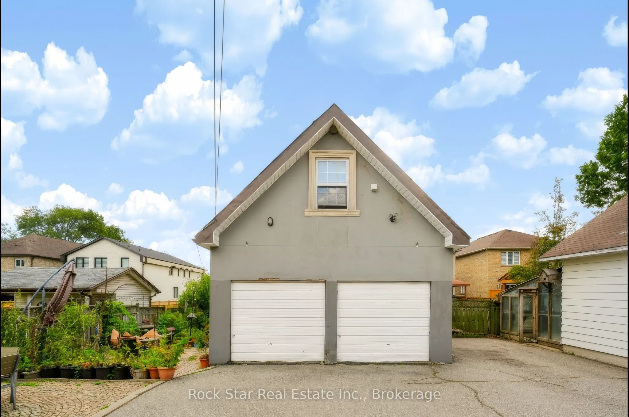 1162 Northmount Avenue