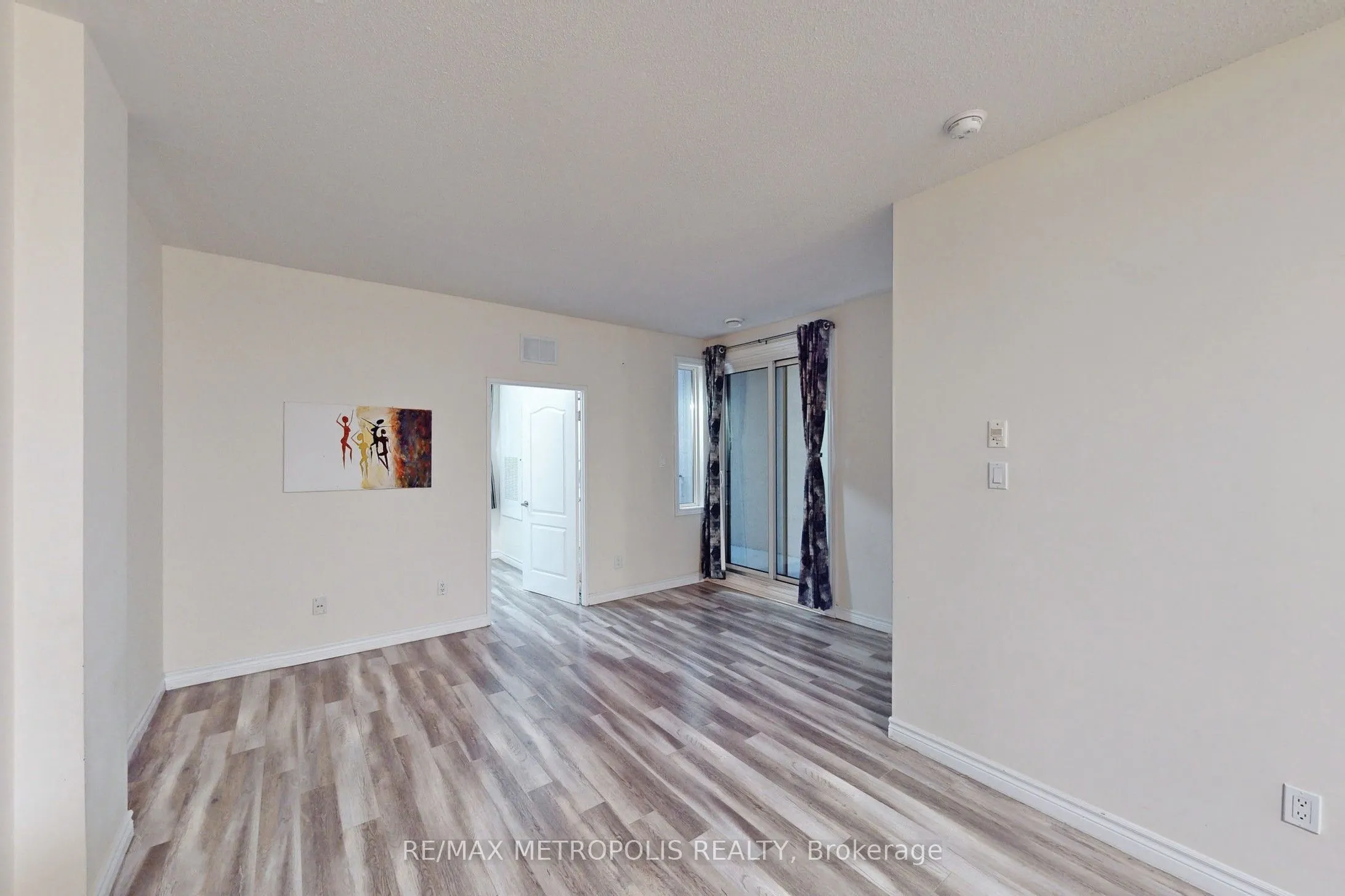 7405 Goreway Drive #712
