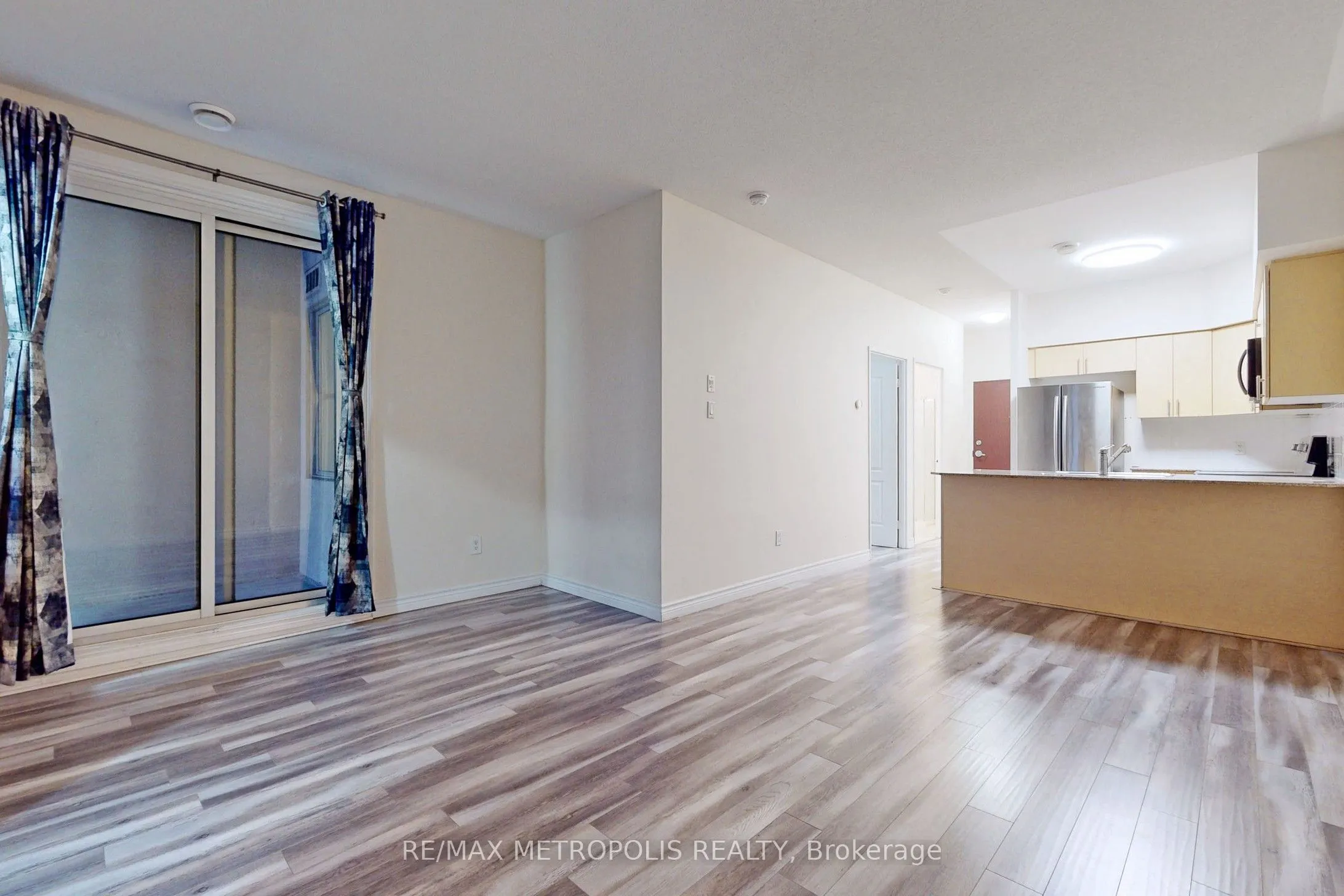 7405 Goreway Drive #712