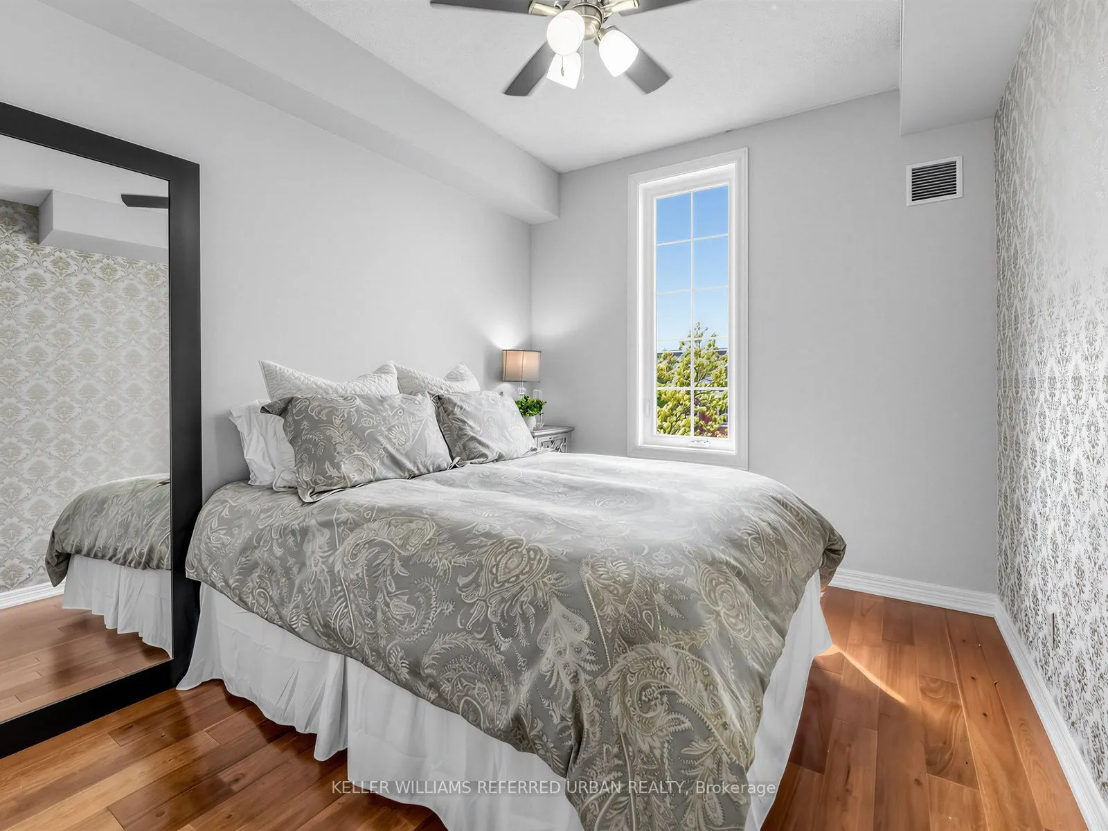 2301 Parkhaven Boulevard #406