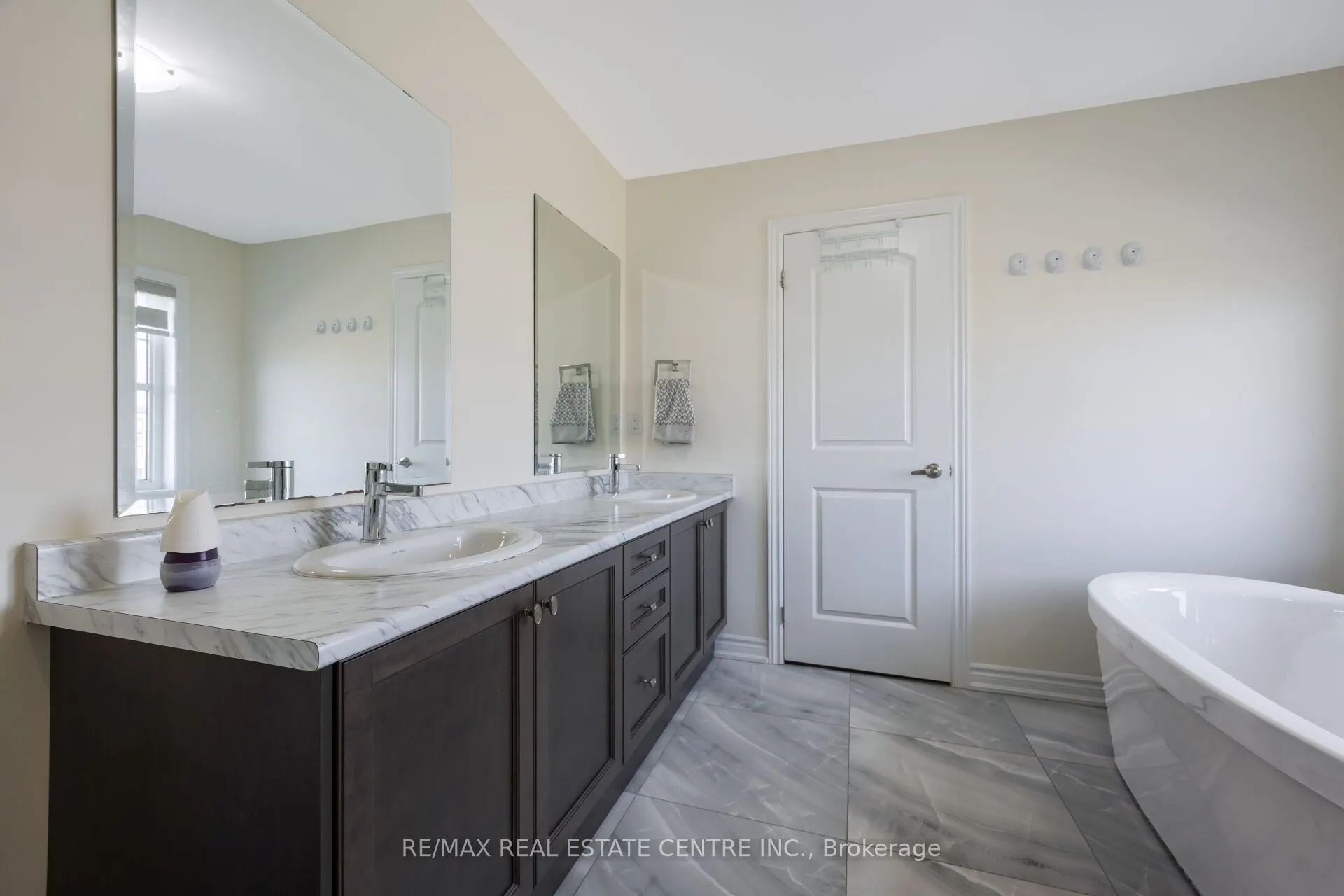 39 Goodview Drive