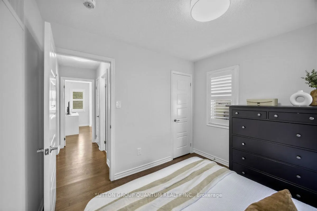 1413 Connaught Terrace