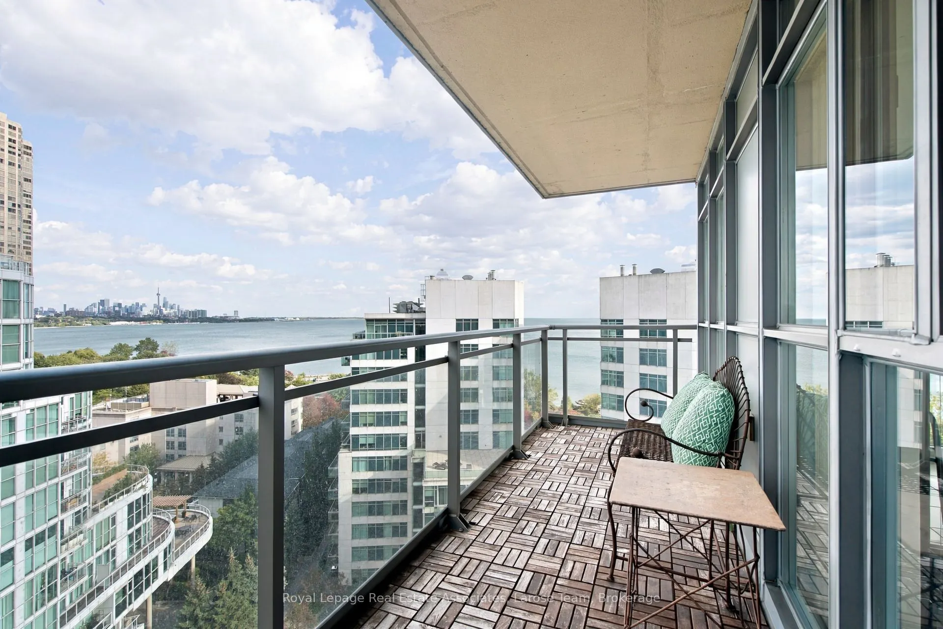 3 Marine Parade Drive #1402