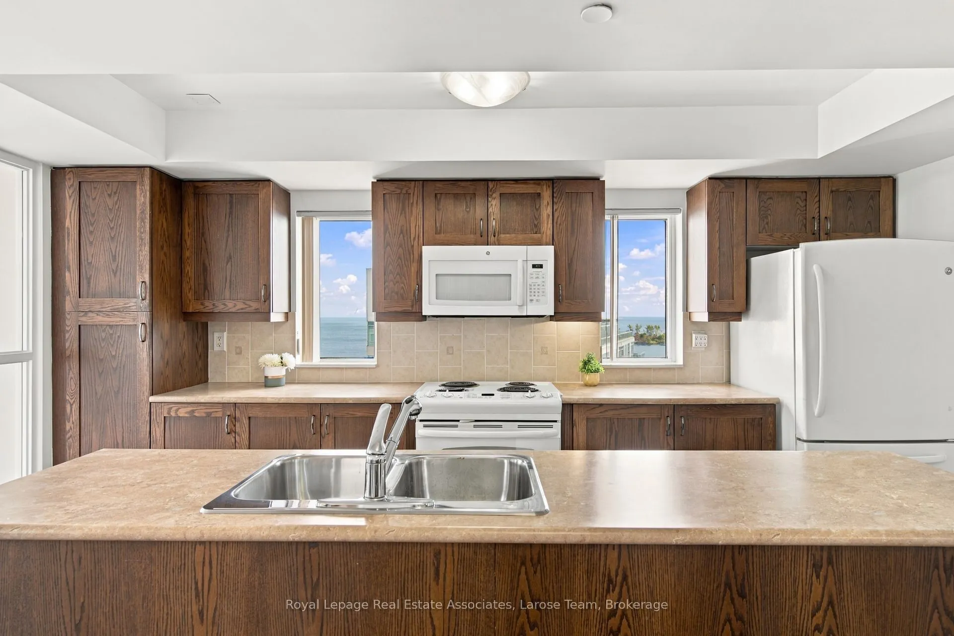 3 Marine Parade Drive #1402