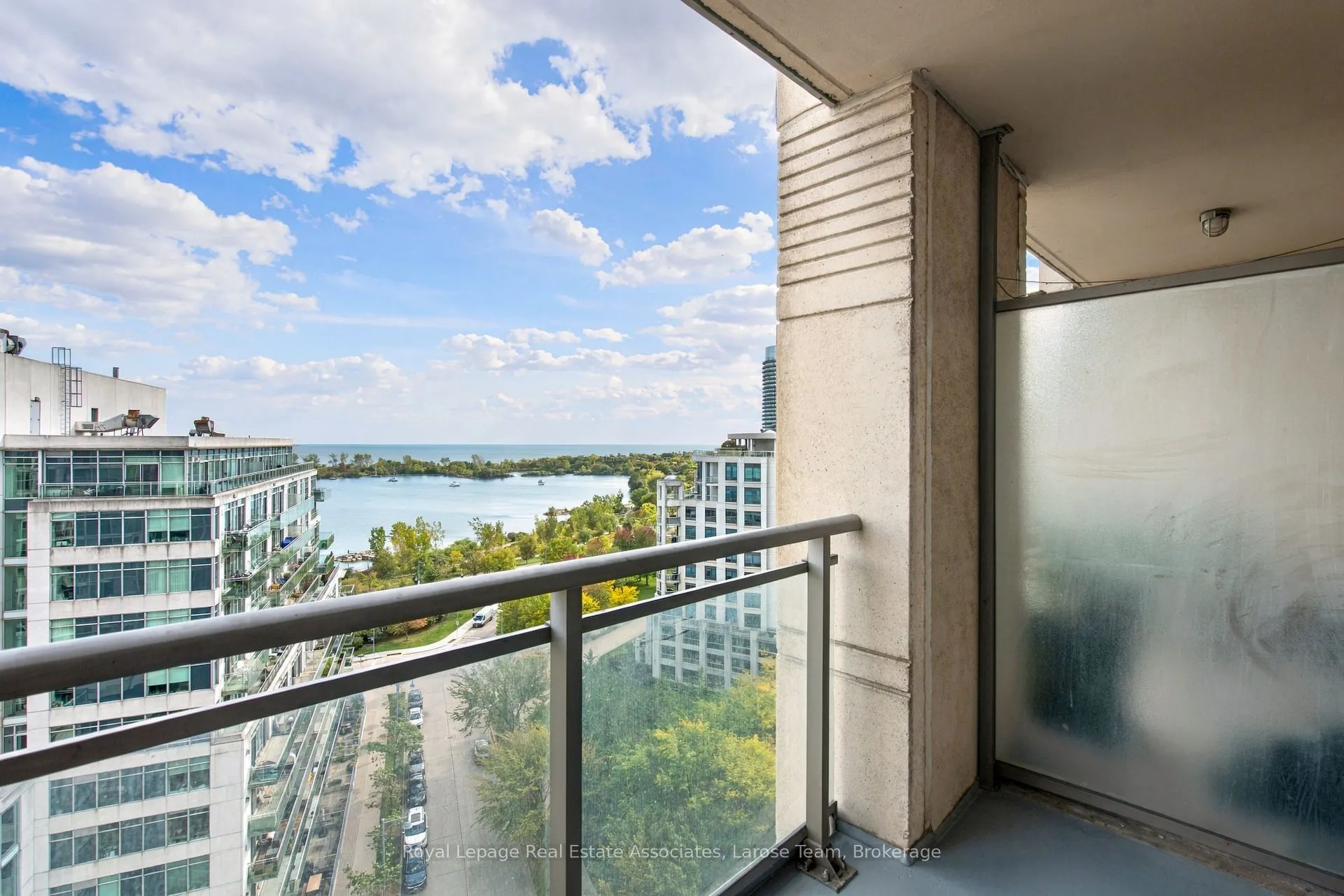 3 Marine Parade Drive #1402