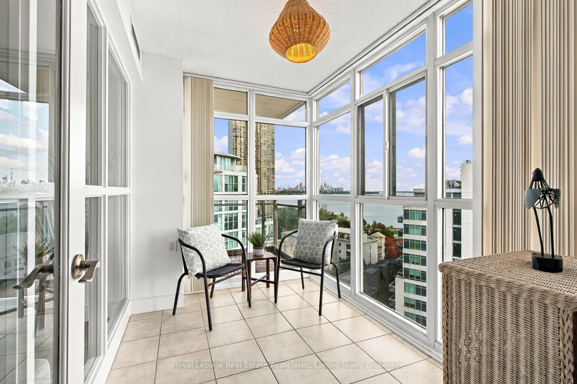 3 Marine Parade Drive #1402