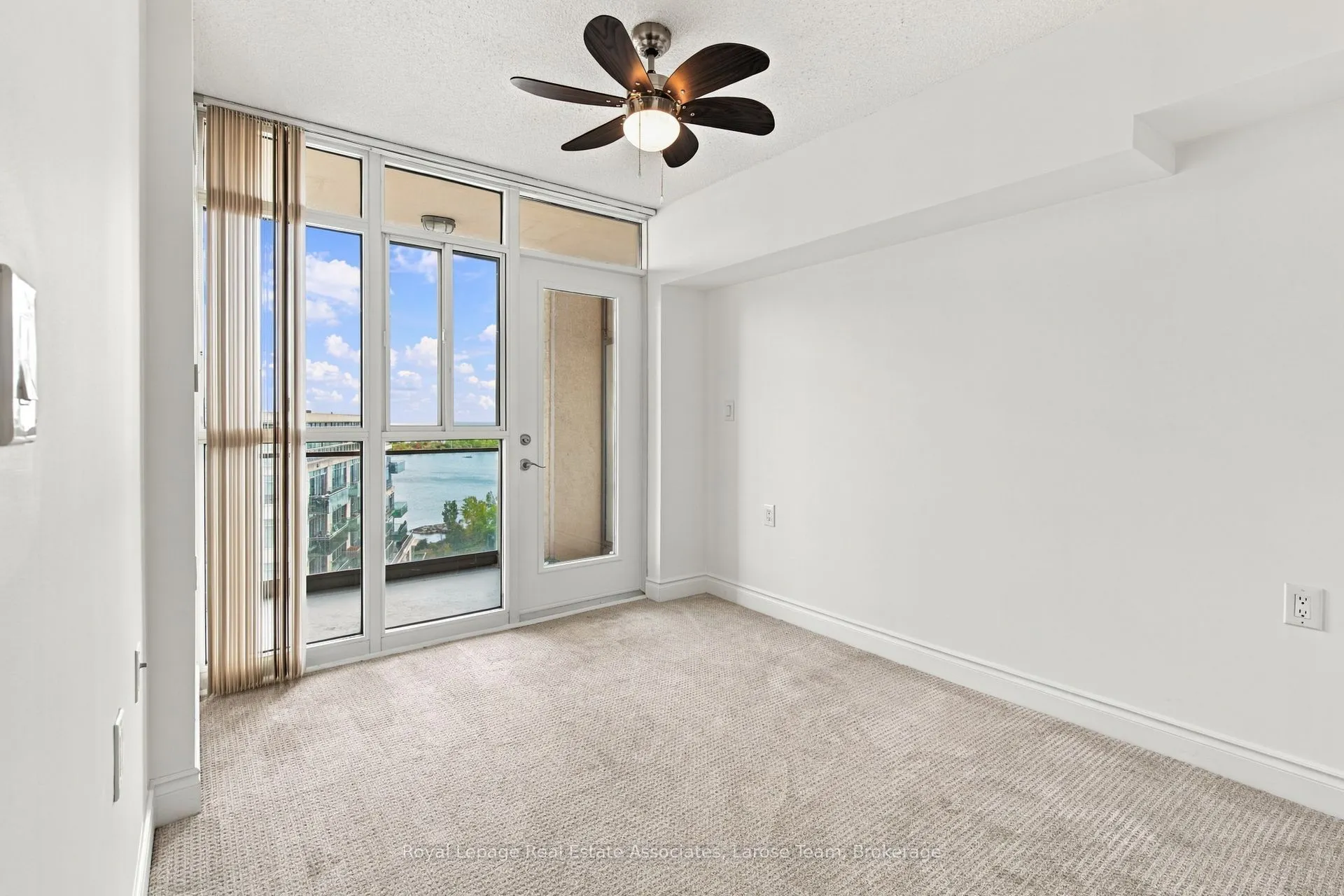 3 Marine Parade Drive #1402