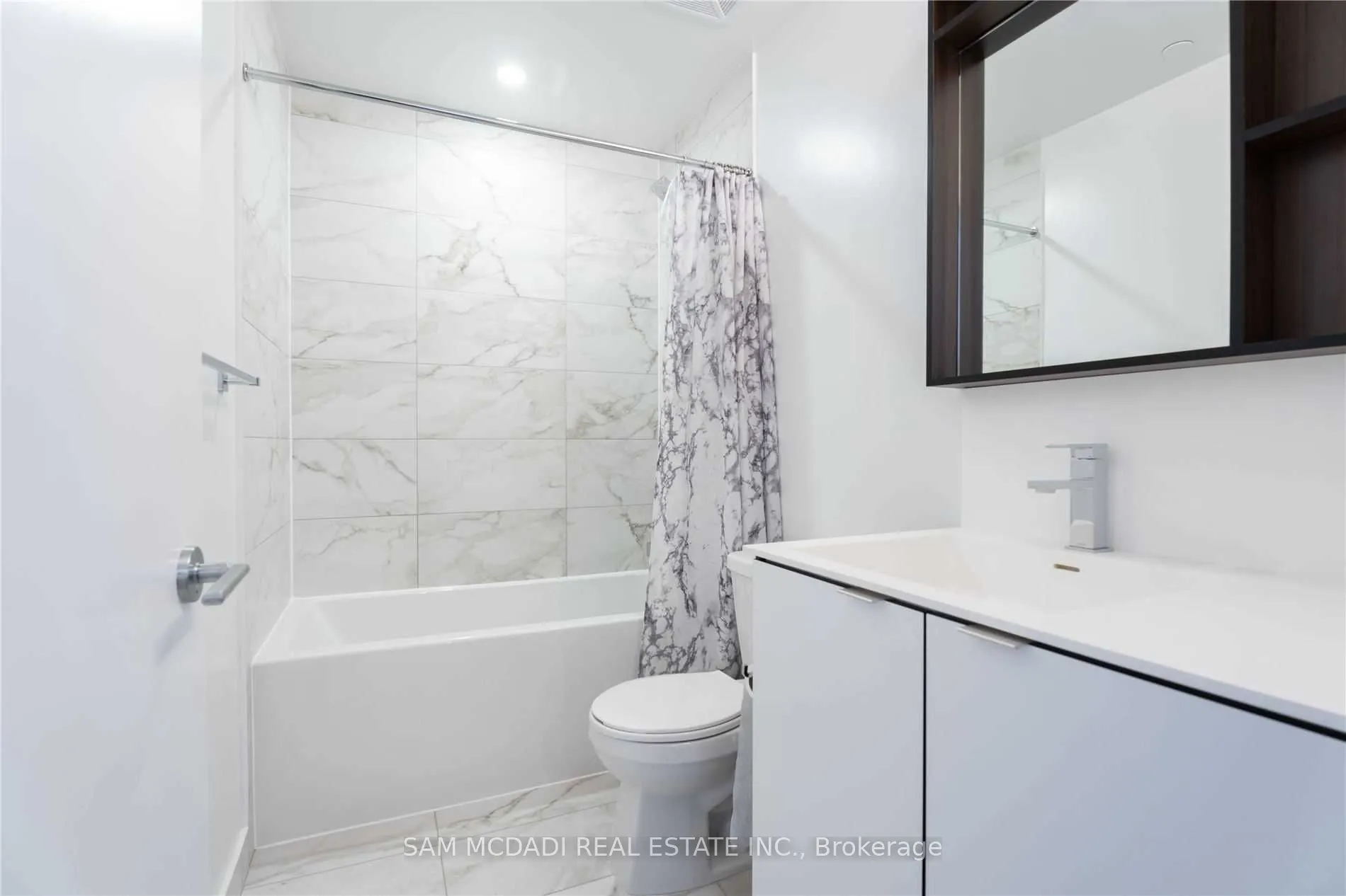 4065 Confederation Parkway #514