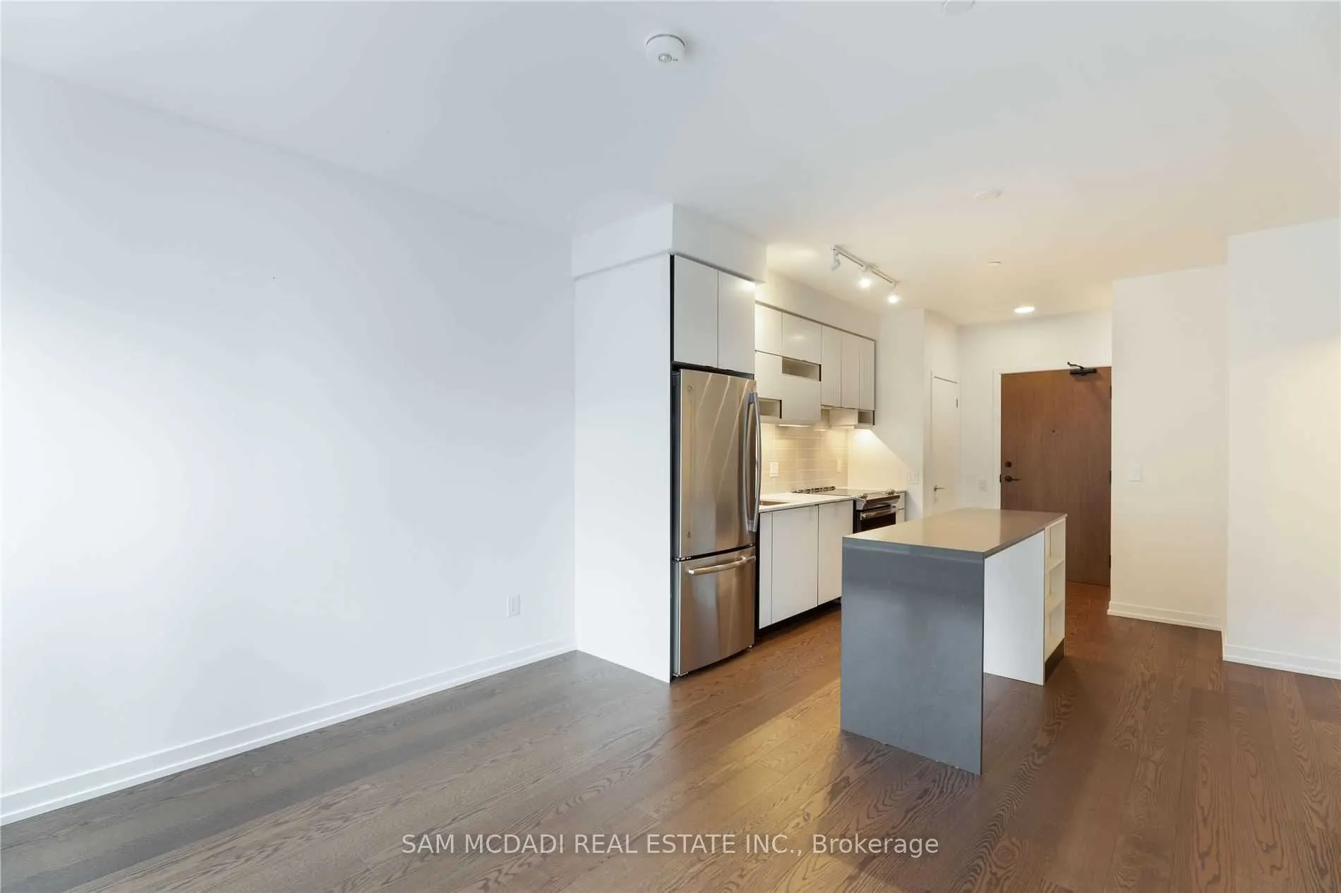 4065 Confederation Parkway #514