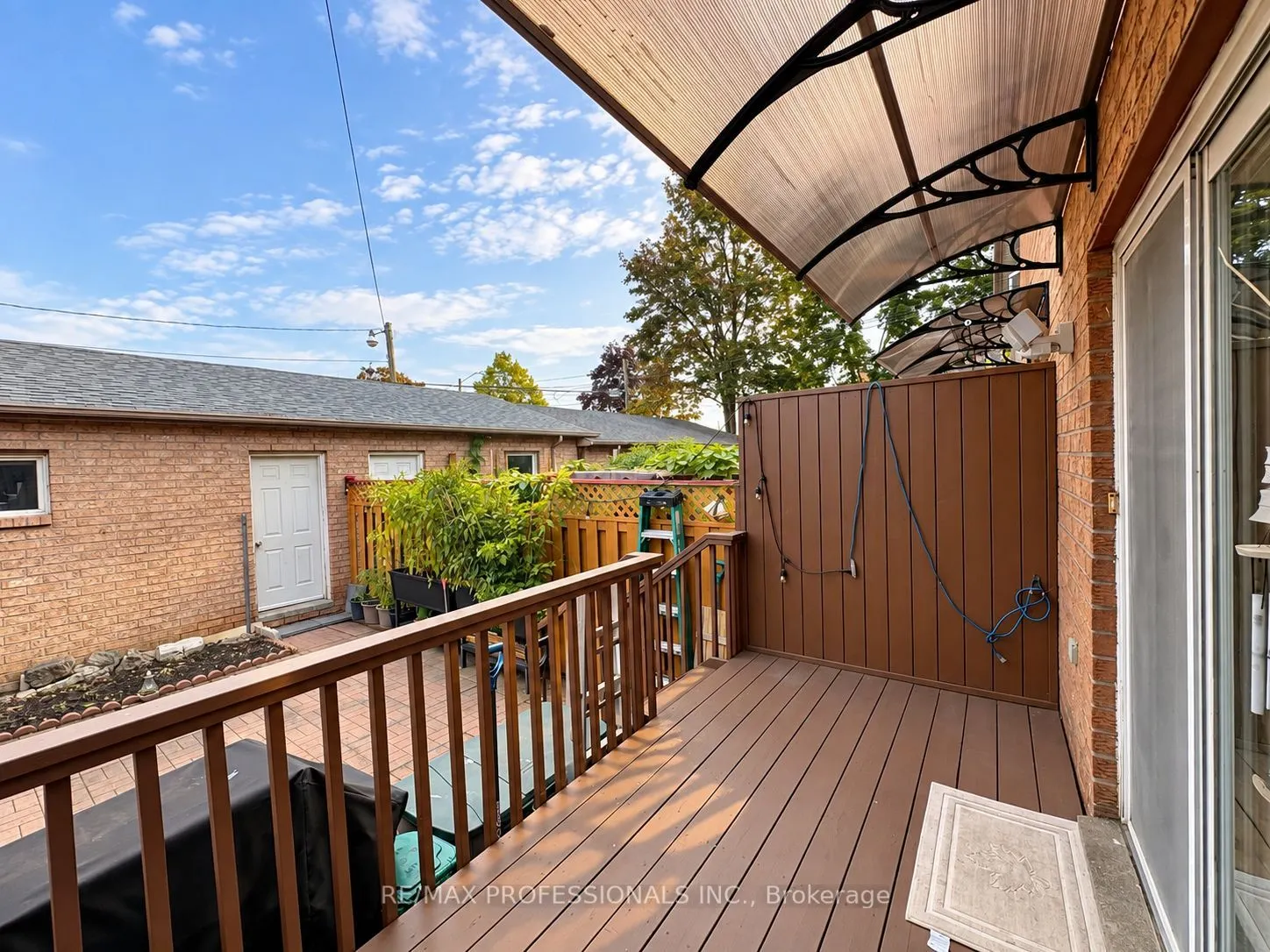 7 Mulock Avenue