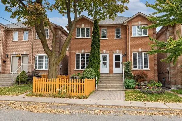 7 Mulock Avenue