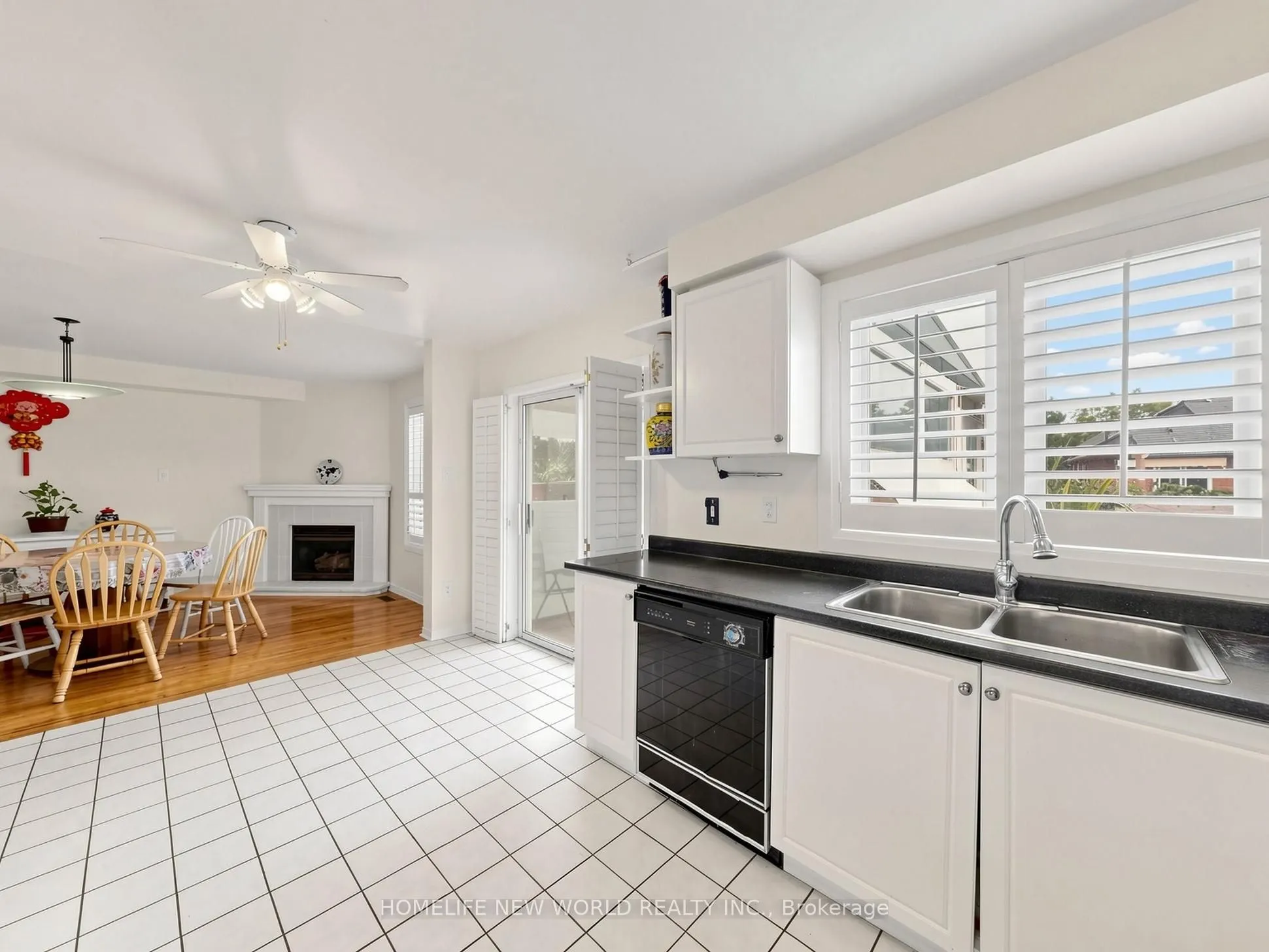 20 Arjay Trail