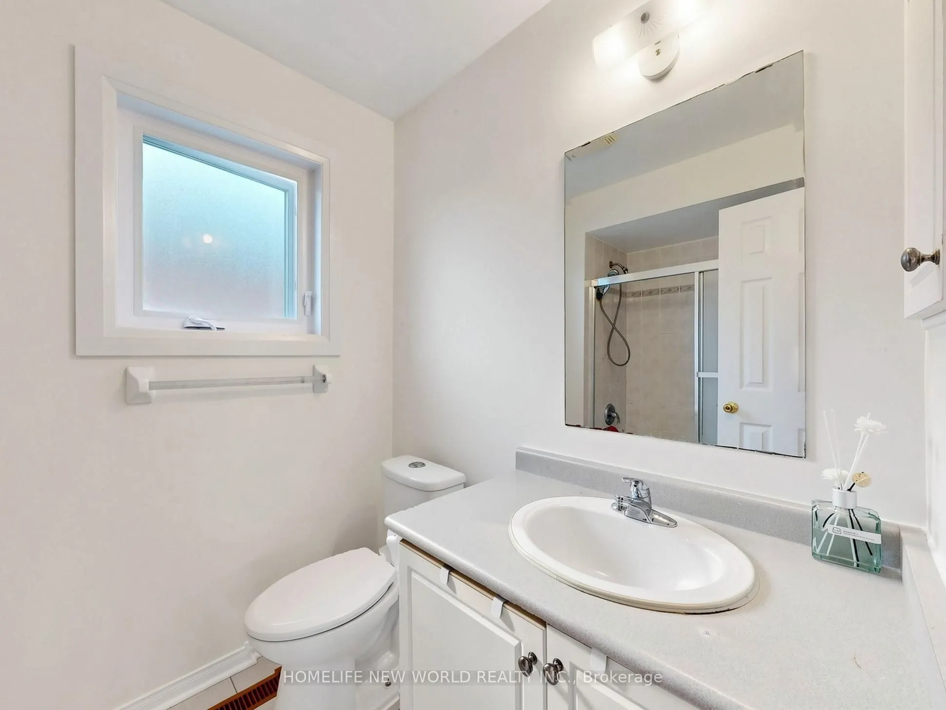 20 Arjay Trail