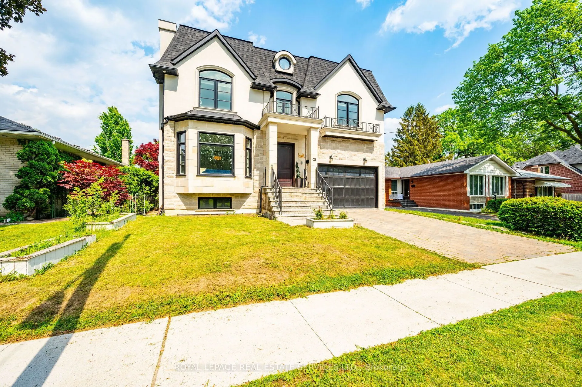63 Burrows Avenue #L