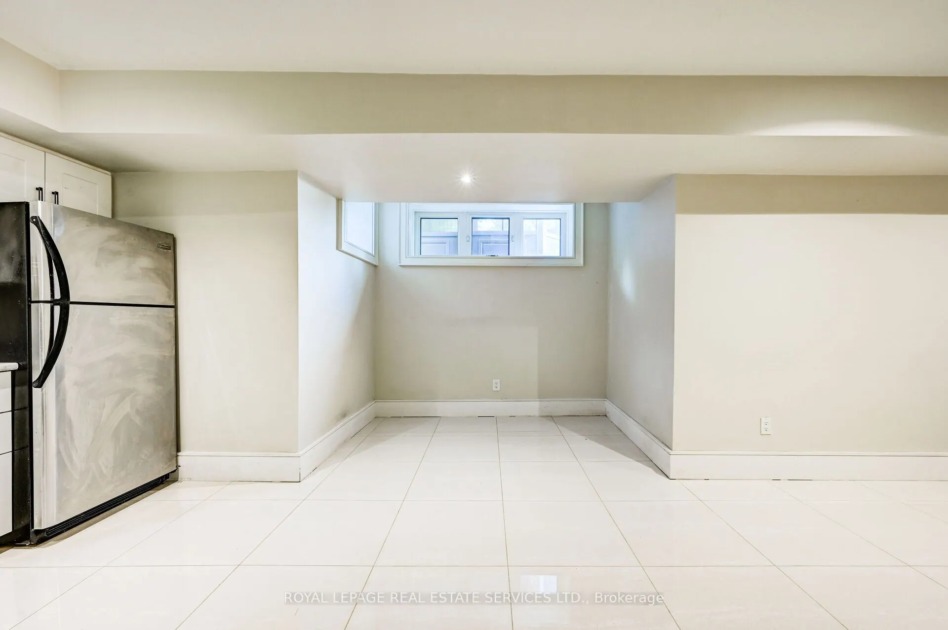63 Burrows Avenue #L