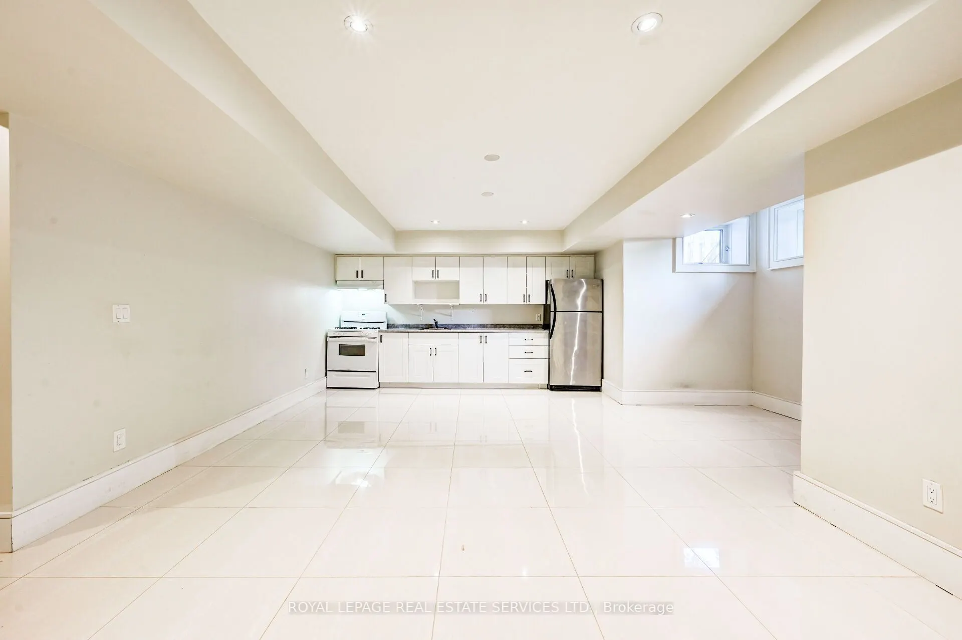 63 Burrows Avenue #L