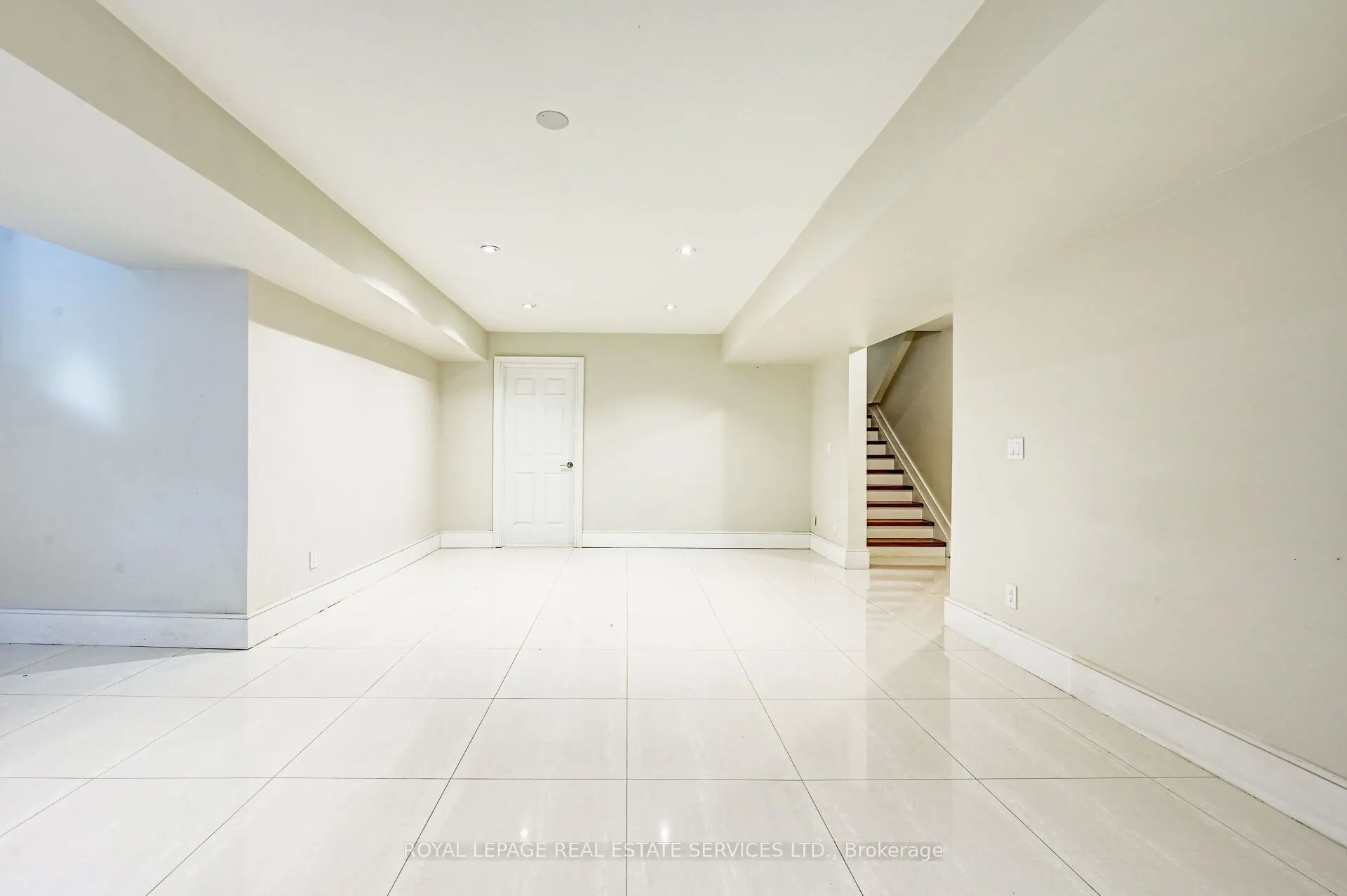 63 Burrows Avenue #L