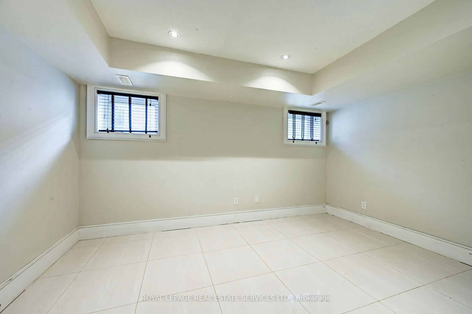 63 Burrows Avenue #L