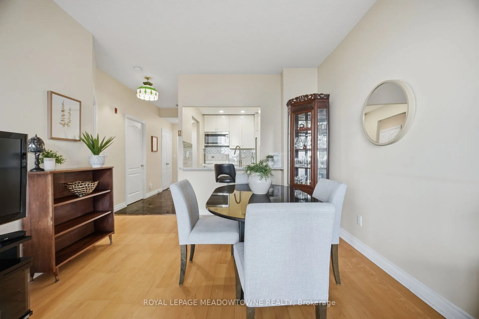 1 Ripley Avenue #816