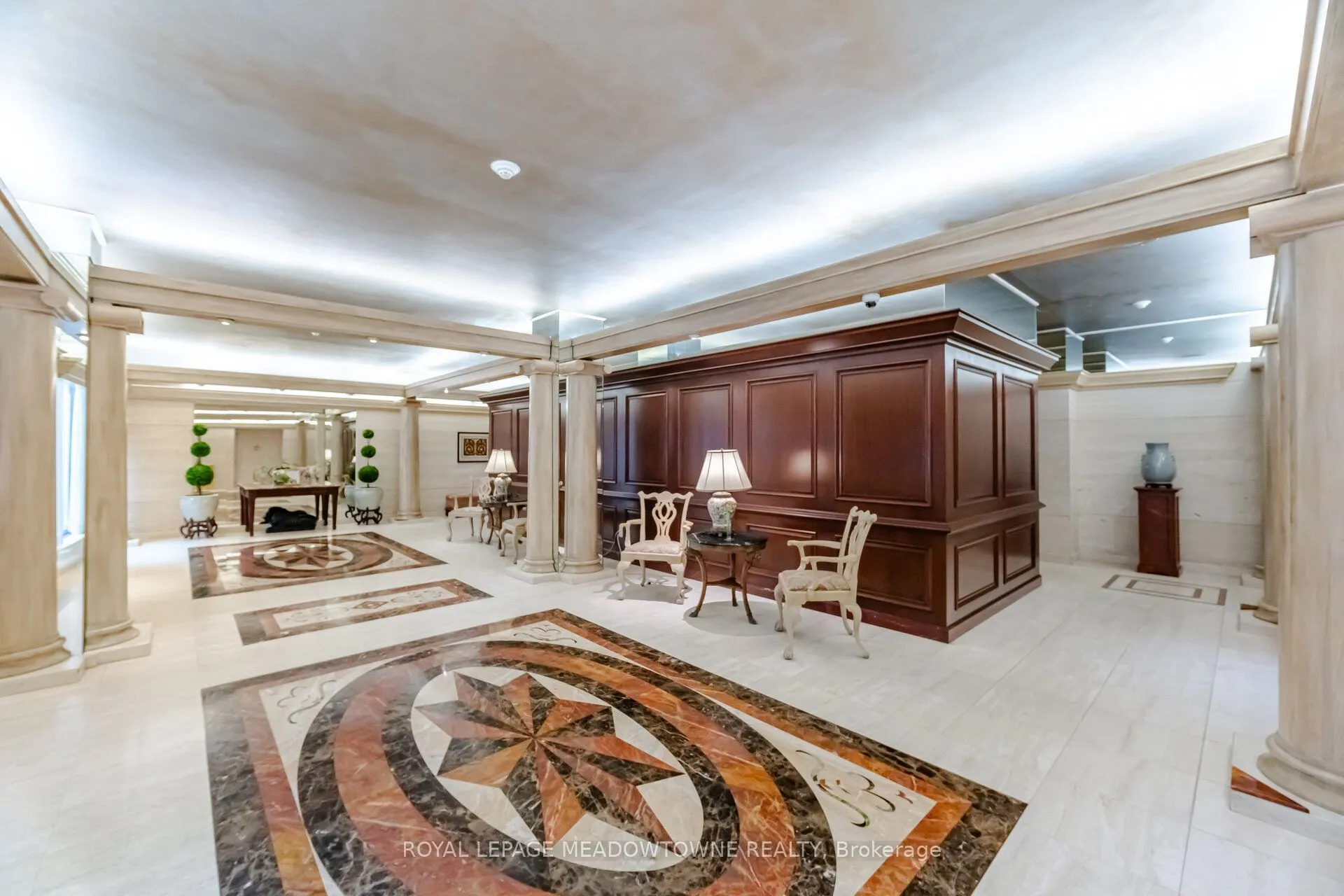 1 Ripley Avenue #816