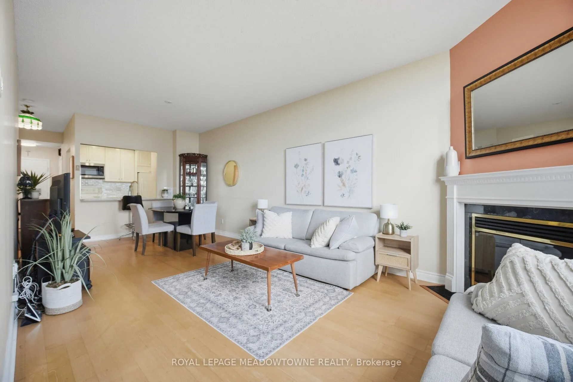 1 Ripley Avenue #816