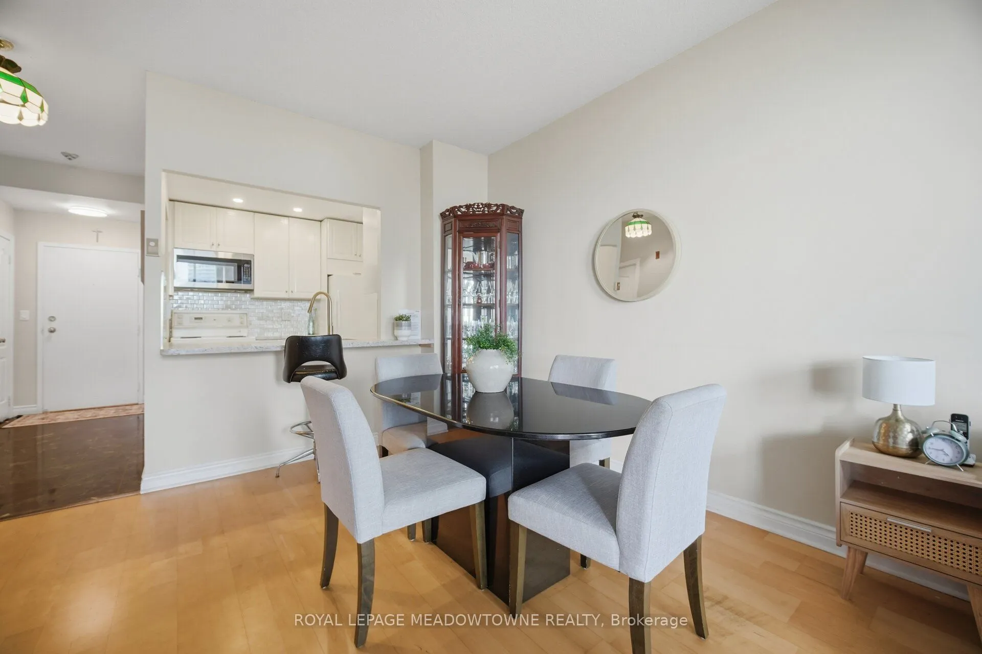 1 Ripley Avenue #816