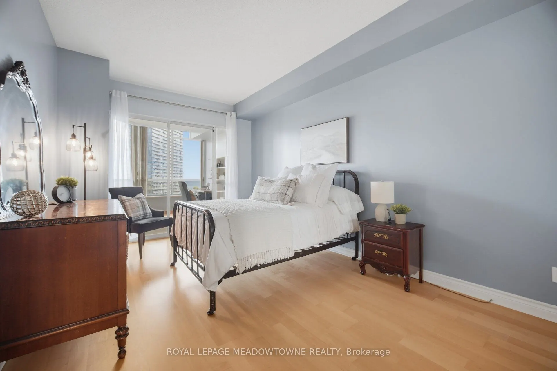1 Ripley Avenue #816