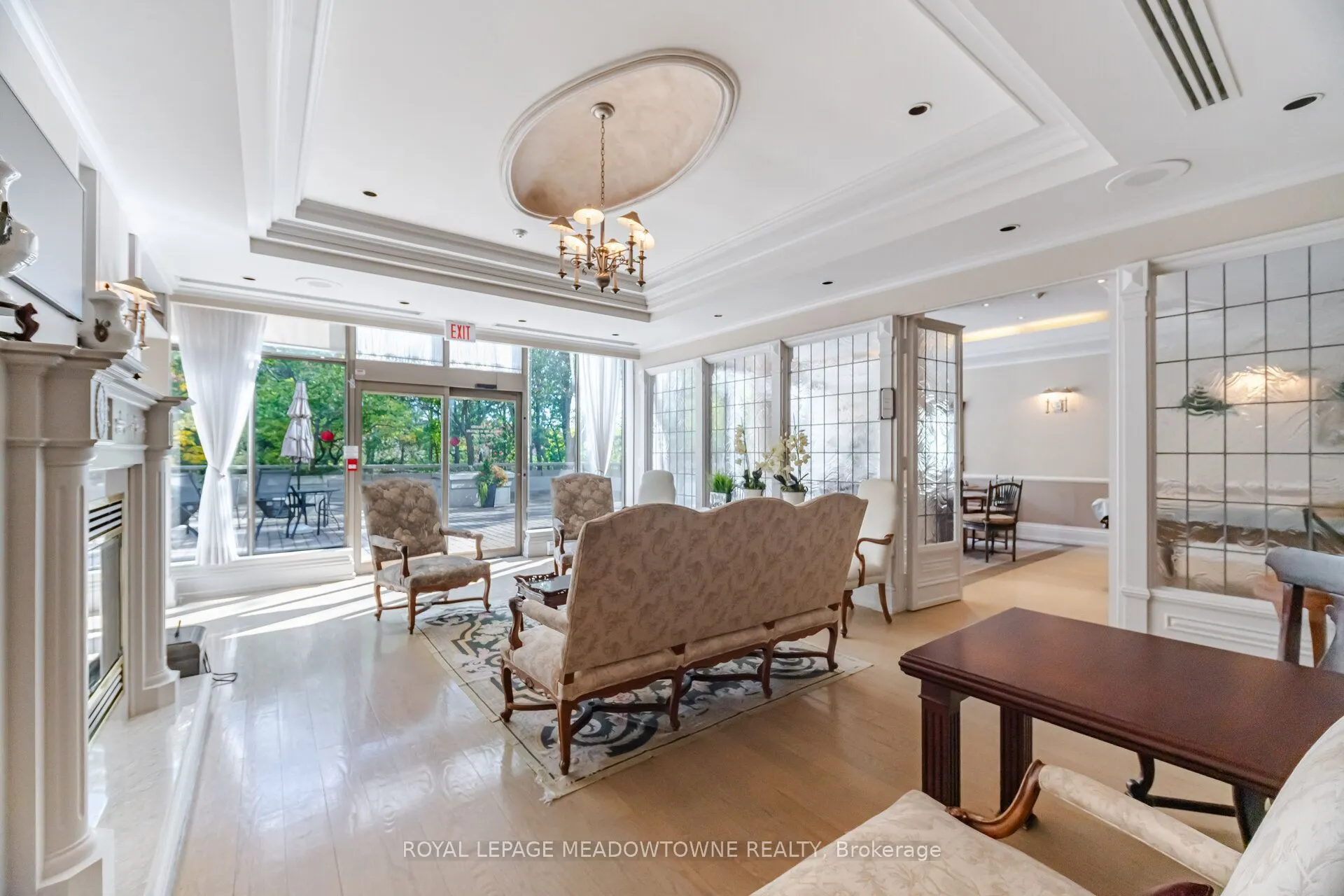 1 Ripley Avenue #816