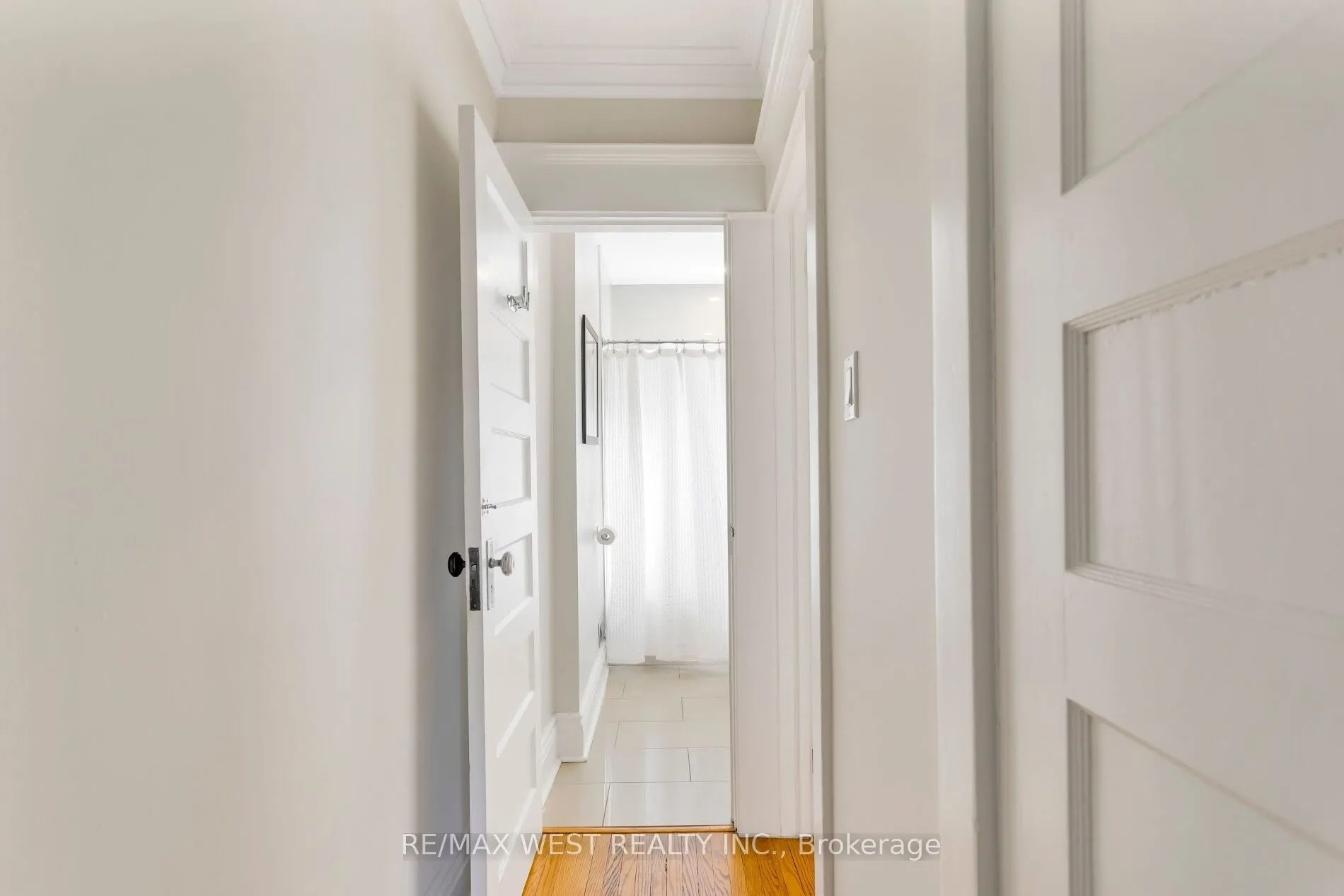 81 Chelsea Avenue