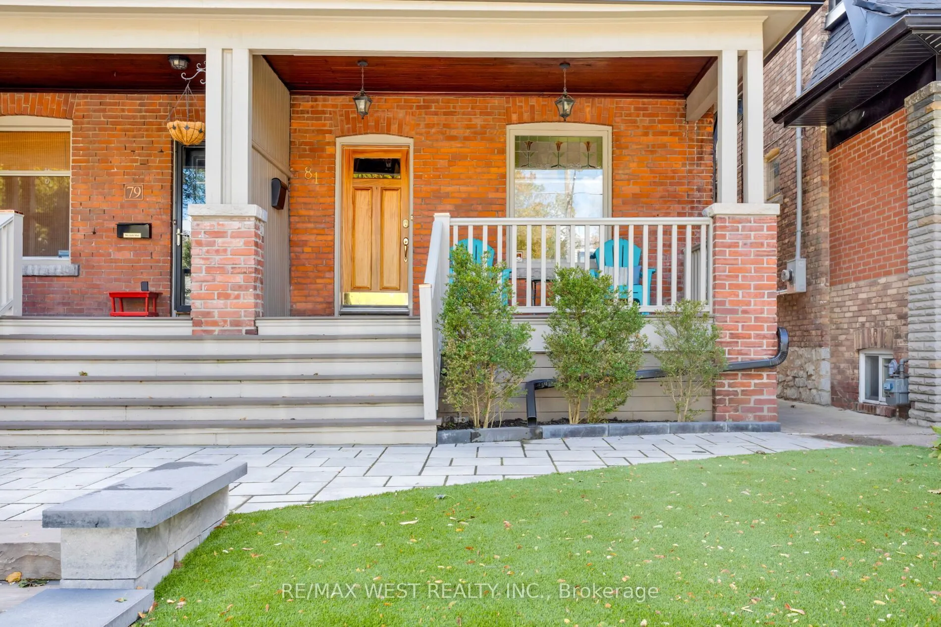 81 Chelsea Avenue