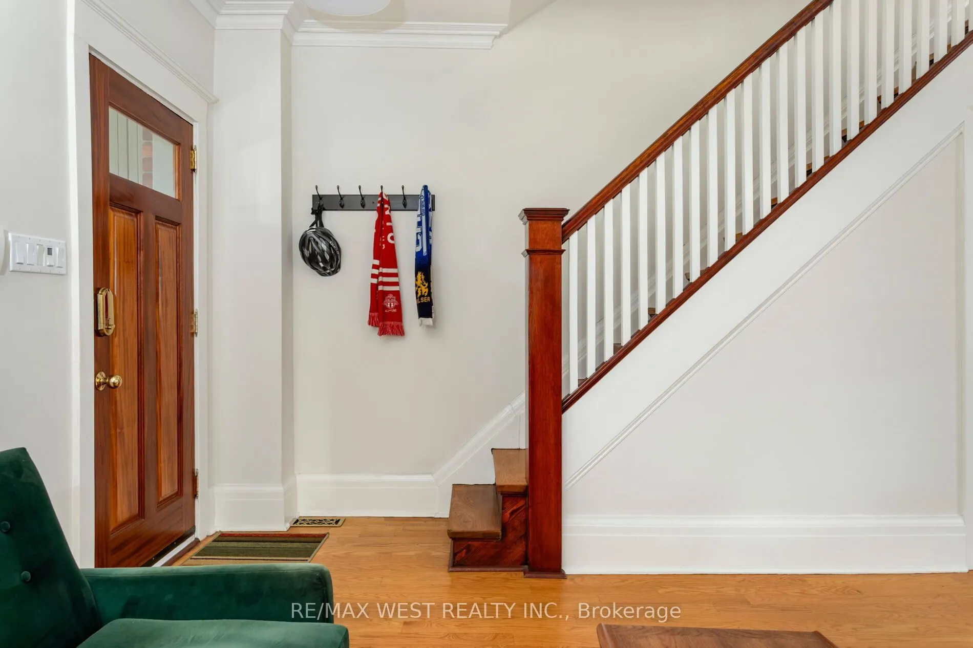 81 Chelsea Avenue