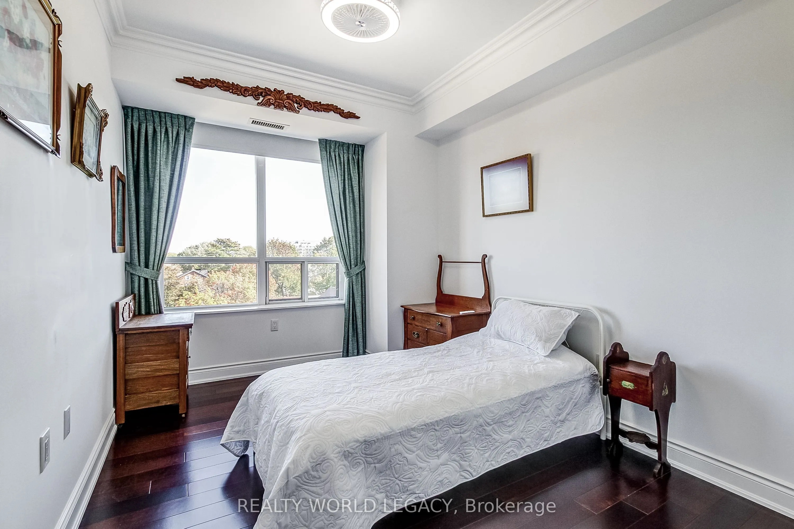 100 Burloak Drive #1514