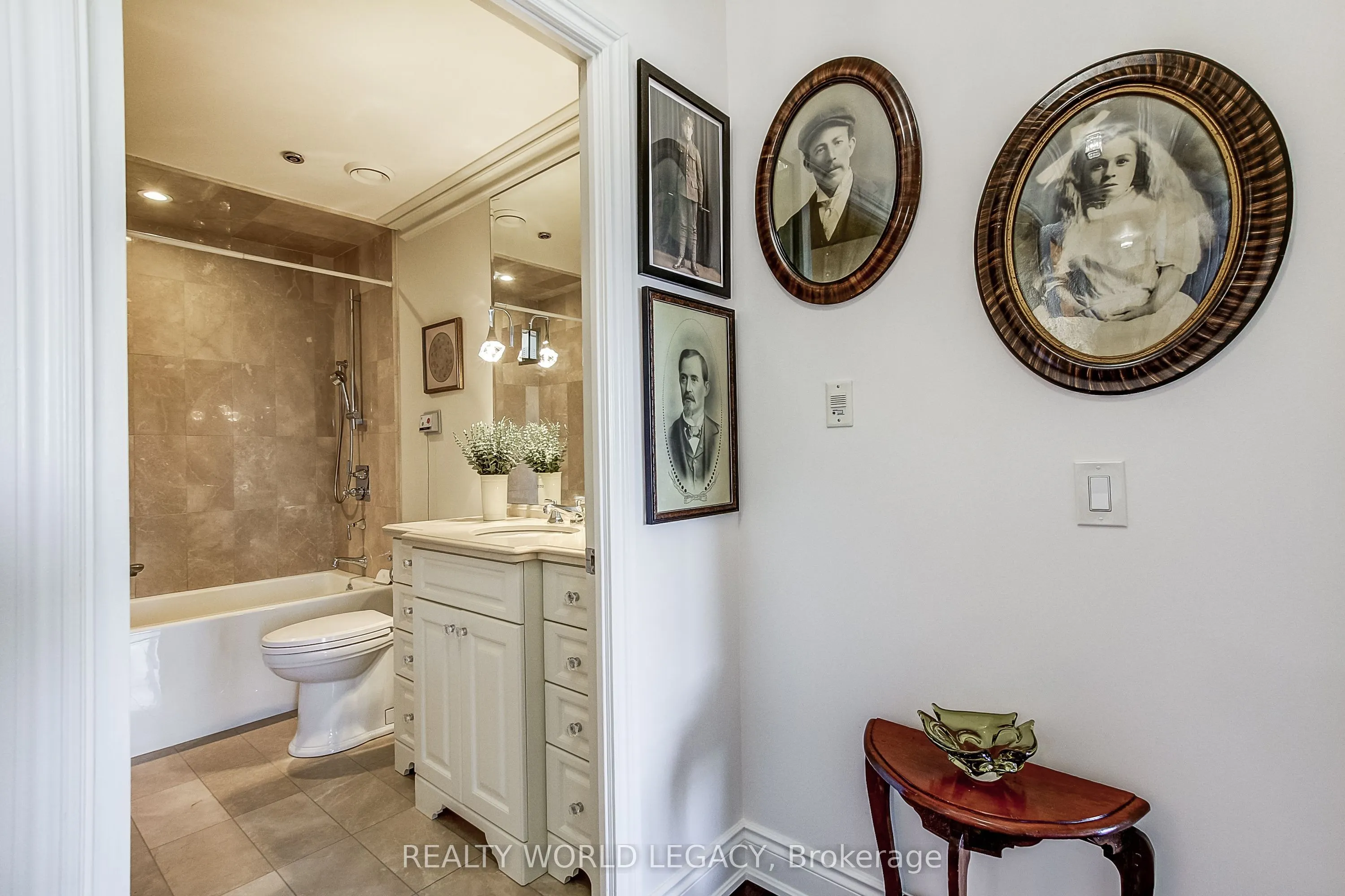 100 Burloak Drive #1514