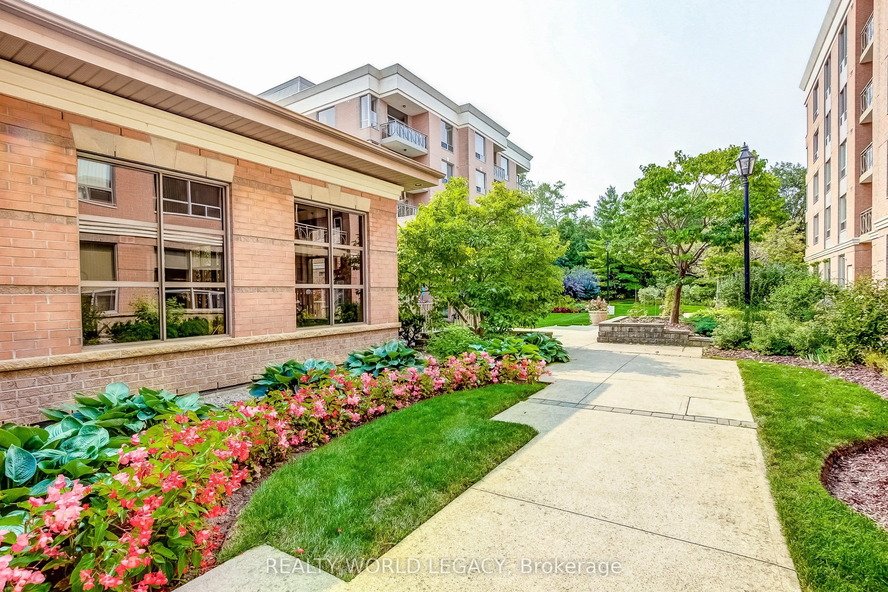 100 Burloak Drive #1514