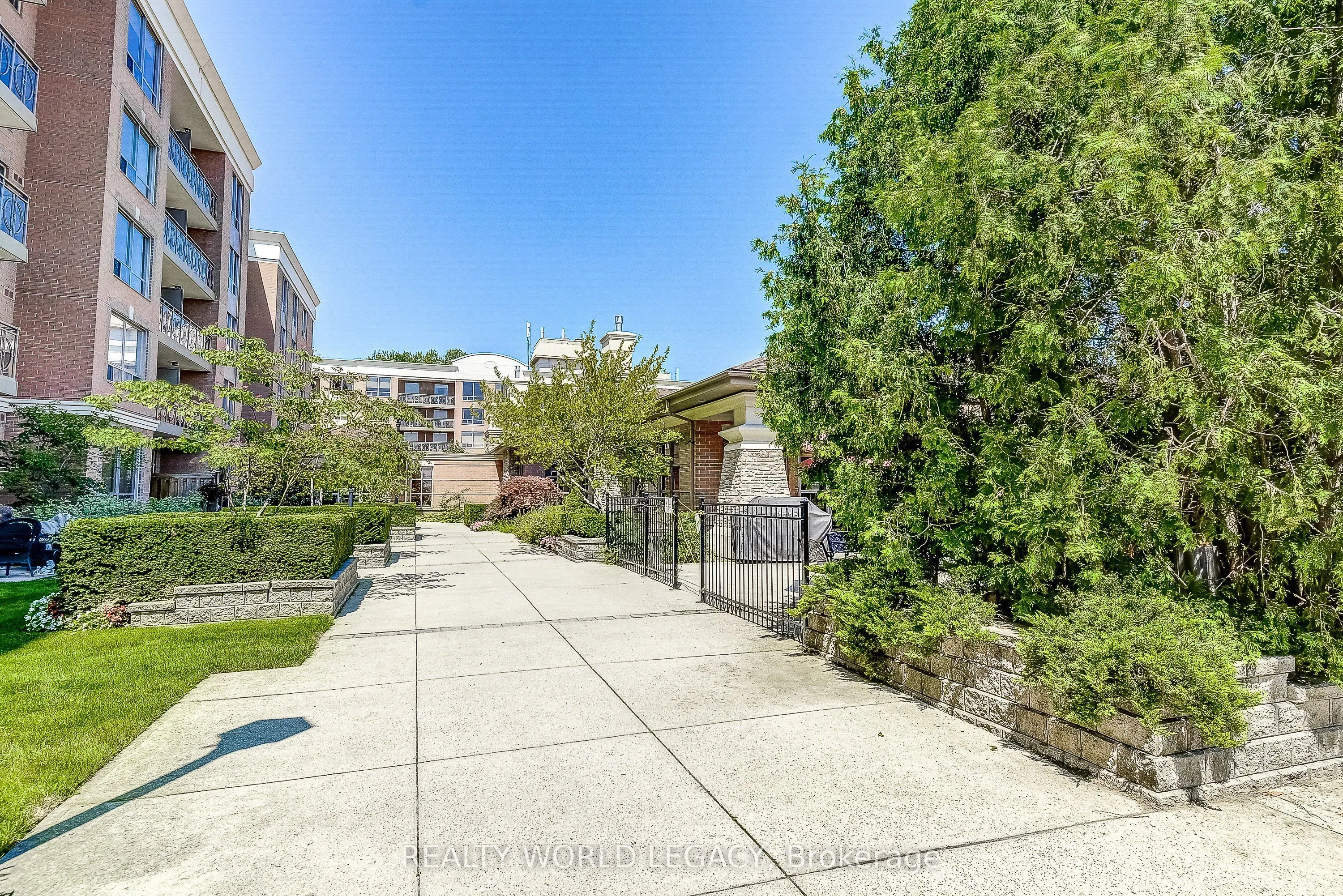 100 Burloak Drive #1514