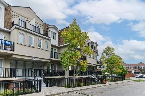3035 Finch Avenue W #2016
