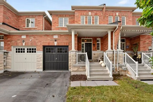 3231 Stoney Crescent