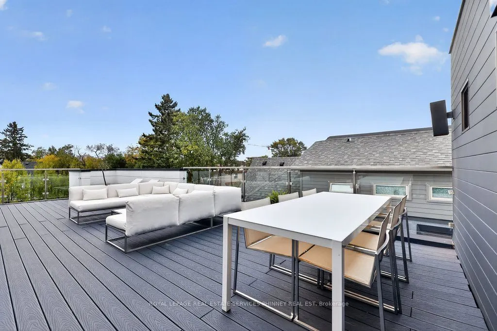 647 Montbeck Crescent