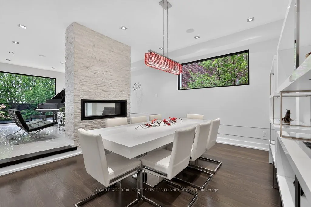 647 Montbeck Crescent