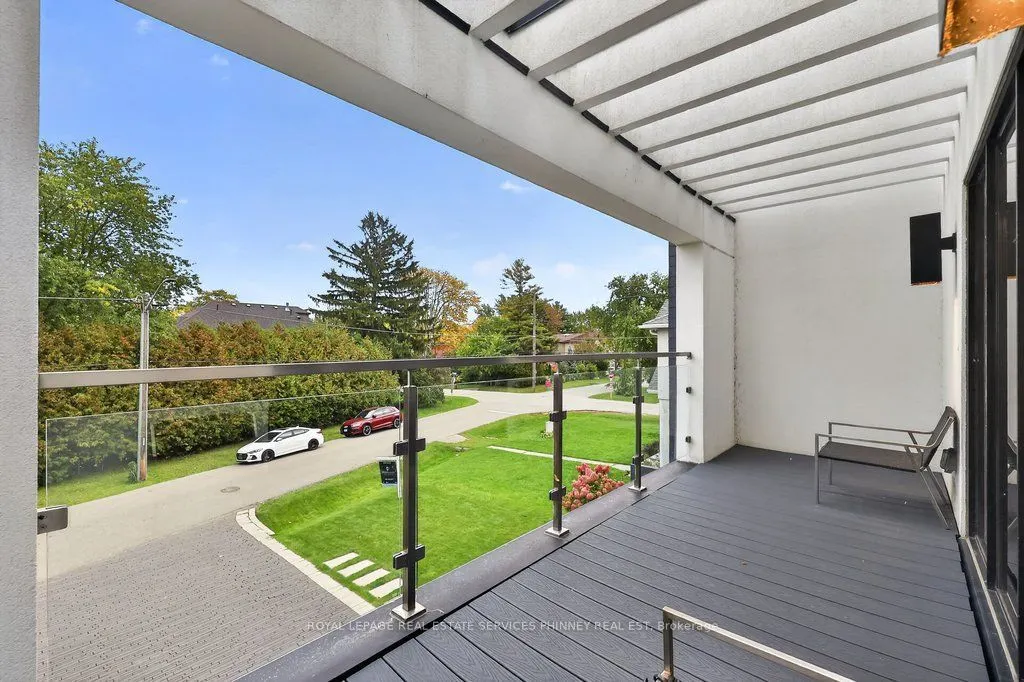 647 Montbeck Crescent