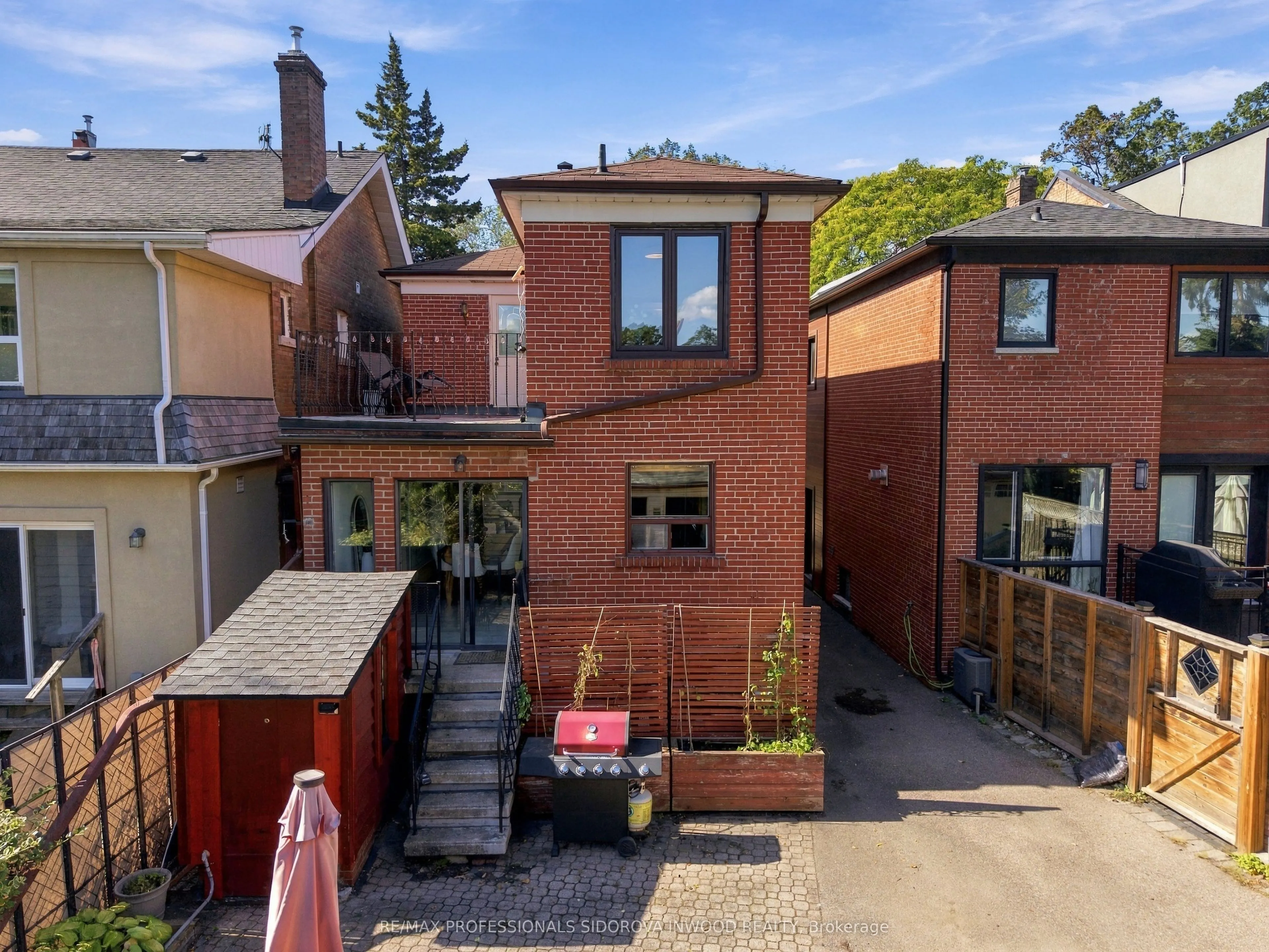 137 Evelyn Avenue