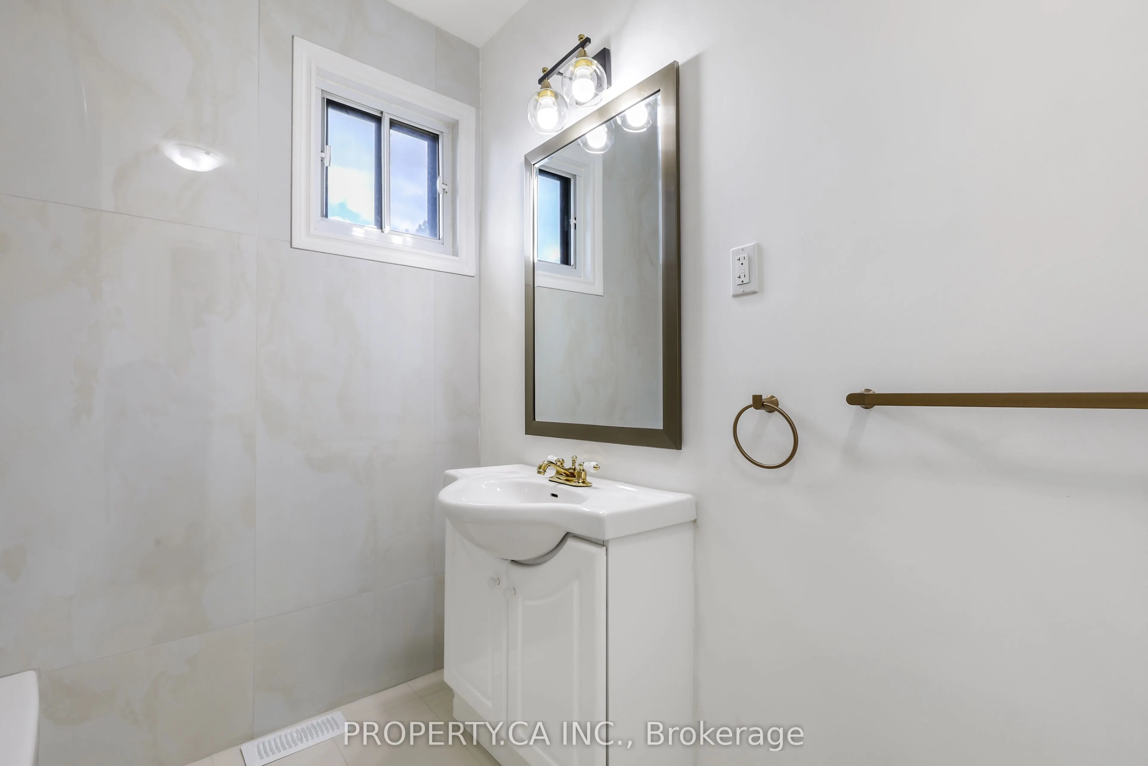 121 Melrose Street #3