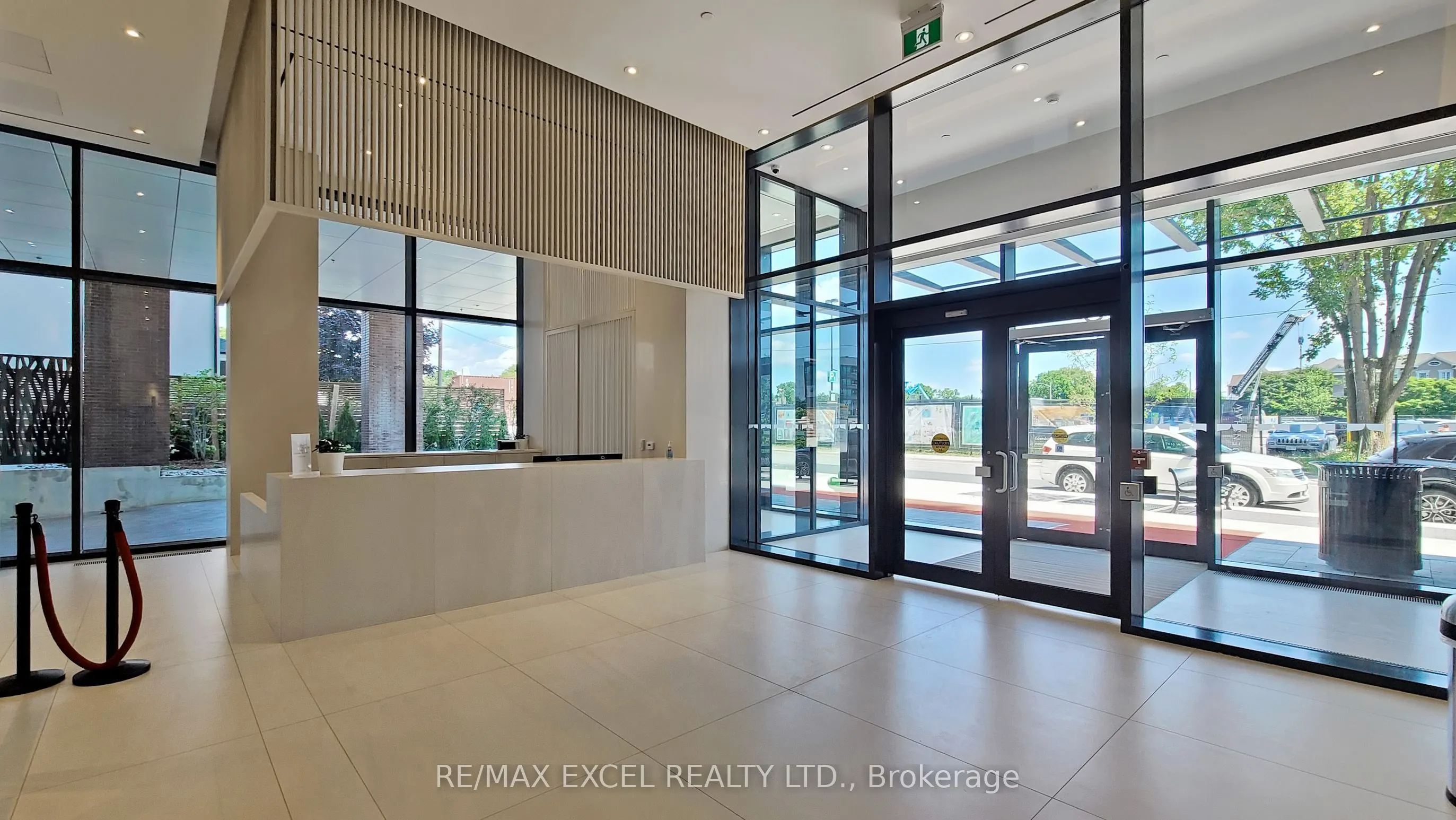 28 Ann Street #716