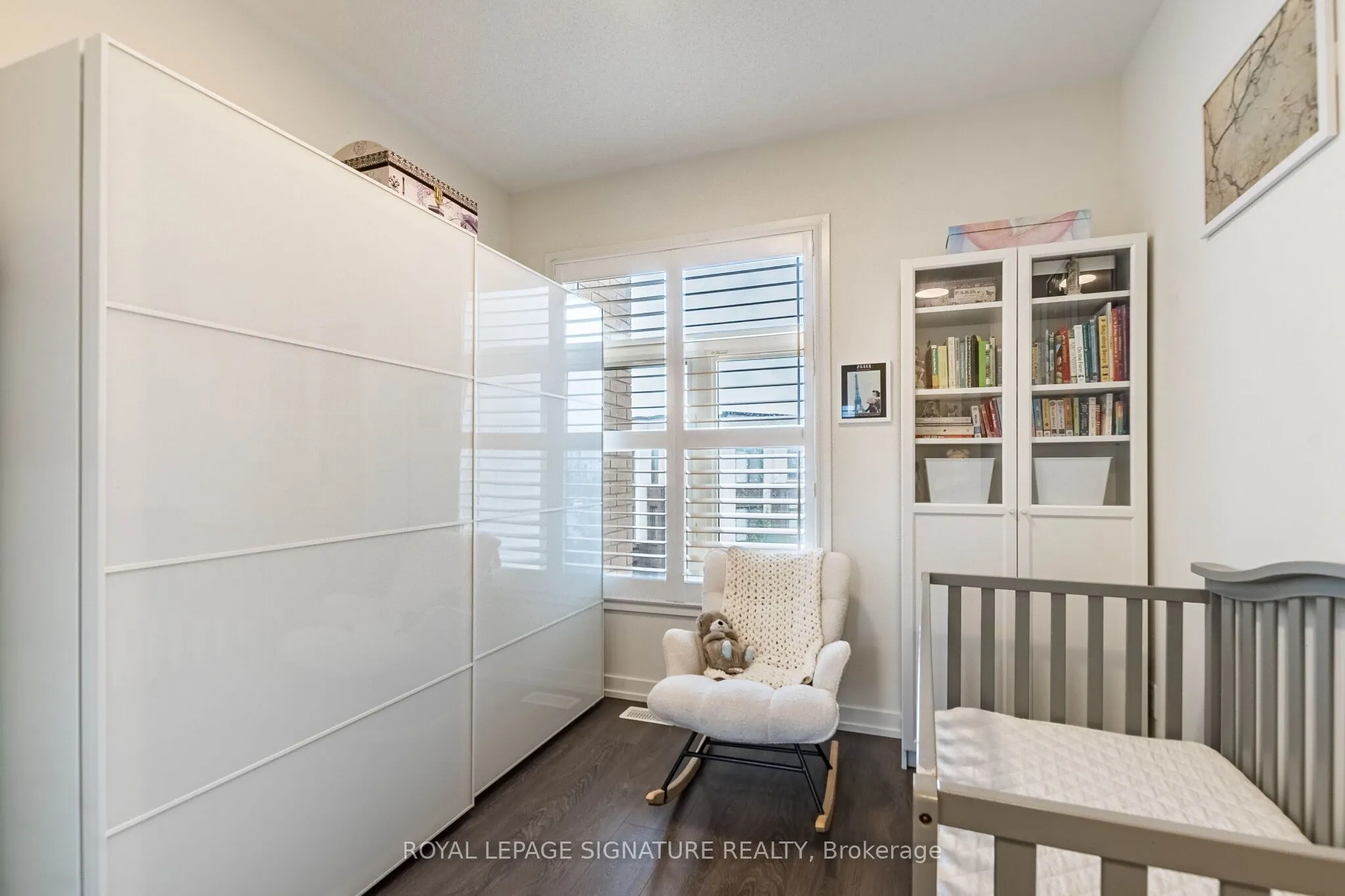 3121 Mintwood Circle