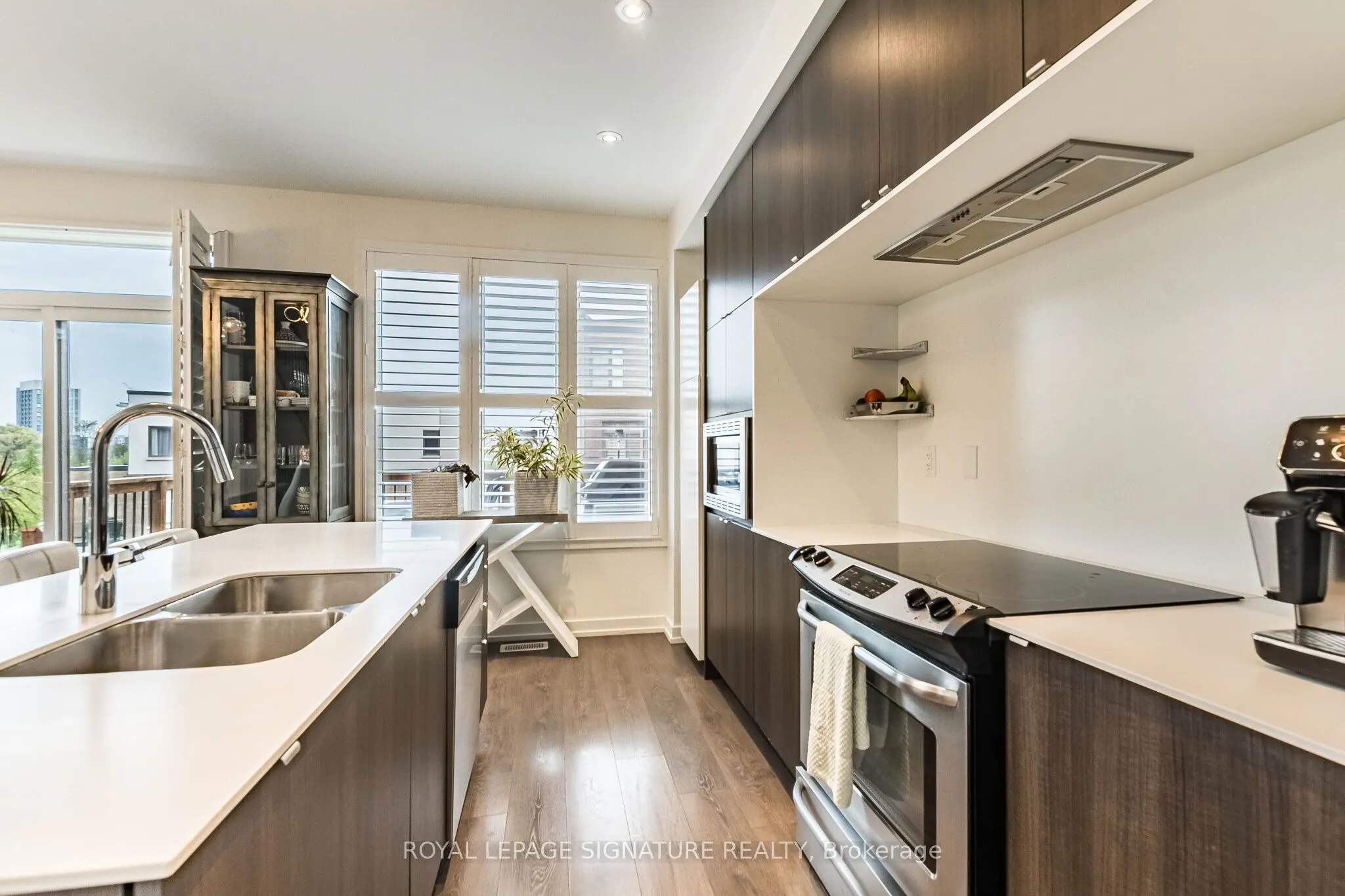 3121 Mintwood Circle